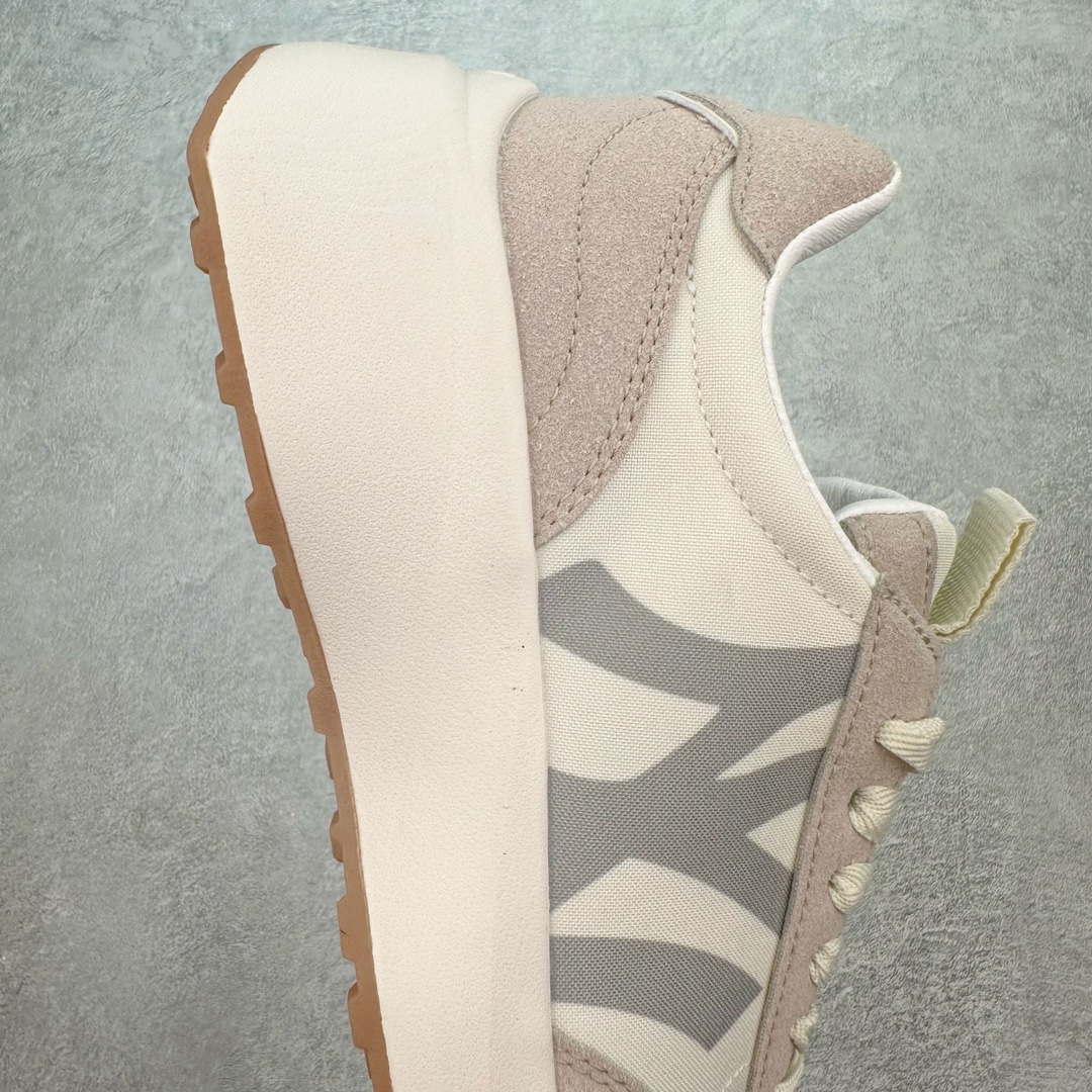 图片[6]-＃福利特价 MLB CHUNKY JOGGER Seamball 纽约洋基队增高复古风NY大标印花运动鞋老爹鞋 Ins博主网红人手一双 小红书爆款 标配韩国代购吊牌标贴 手提袋 三标防伪标签齐全 鞋垫下带有防伪码 尺码：36 36.5 37.5 38 38.5 39 40 40.5 41 42 42.5 43 44 45-选品中心