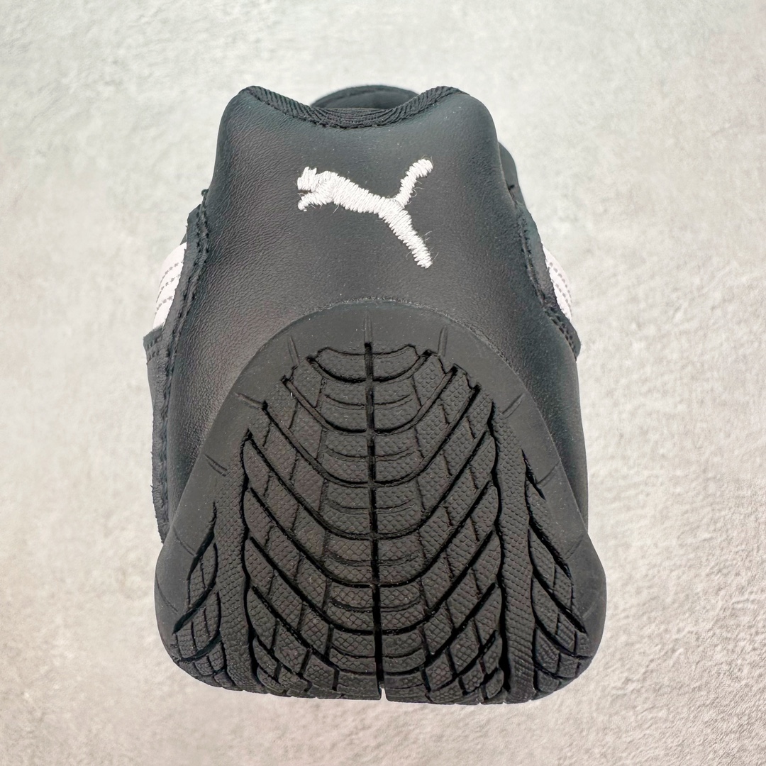 图片[8]-＃绿X/GX PUMA Speedca OG 彪马极速赛车系列低帮德训风拼接复古百搭休闲运动赛车鞋 鞋款从80、90年代赛车手所穿的防火赛车鞋为原型，鞋身线条模仿了赛车的流线廓形，体现了空气动力学原理的结构。简约流畅的外观，恰好又和贯穿其中的Formstrip Logo融合恰到好处，视觉上细节丰富且协调。本次Speedcat OG鞋款归来，最大看点自然式保留了窄版鞋型以及薄底构造。这两年各品牌鞋底越做越厚，Speedcat反其道而行之，上脚几乎无鞋底的效果带来耳目一新的视觉体验。鞋面依旧是以质感细腻的麂皮材质打造，并且大面积近乎全包裹的使用，复古味道也愈发浓烈。配色上更是将最原始的黑色和红色带回，向F1赛车队的标志性队服致敬。相信让各位一眼种草的更多是出挑的大红色，上脚即可瞬间点亮整体造型，在以球鞋为核心的OOTD中脱颖而出。而另一款黑色则是低调的万金油，彰显新潮个性的同时又不喧宾夺主，也是热爱简约系穿搭朋友的首选。 尺码：35.5 36 37 37.5 38 38.5 39 40 40.5 41 42 42.5 43 44 44.5 45-选品中心