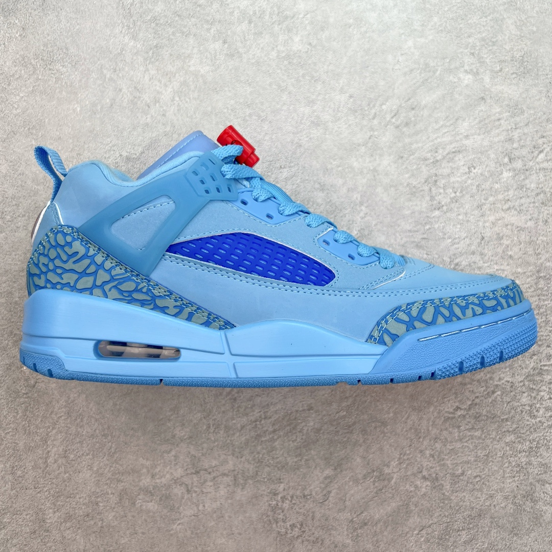 ＃纯原福利 Jordan Spizike Low AJ复古低帮篮球鞋 这款鞋子著名导演斯派克李的Jordan Spizike专属 预计于明年夏季推出全新低帮版本 将包括三款配色 经典爆裂纹非常复古 两款配色分别以大学红和黑曜石蓝进行区分 鞋身设计中依旧带有大象爆裂纹、鞋侧束带、塑胶网布等经典元素 之后 在鞋舌、内衬以及鞋底等位置缀以大学红和黑曜石蓝搭配 带来全新造型 尺码：36 36.5 37.5 38 38.5 39 40 40.5 41 42 42.5 43 44 44.5 45 46 47.5-选品中心
