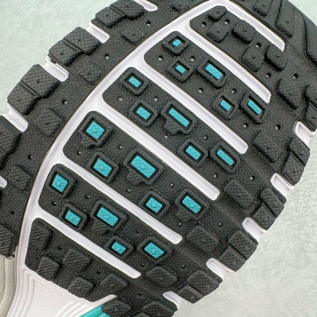 图片[19]-＃HP纯原 NK P-6000 系列低帮复古老爹风休闲运动舒适慢跑鞋 CD6404-103 购入原鞋原装纸板楦头开发 独家私模四层组合大底 市场唯一正确版本 良心定价 新配色陆续出货 进口三文治网面 融合 Pegasus 过往运动鞋设计 助力 21 世纪早期跑步运动跃升时尚新高度 采用透气网眼布、运动风格线条和耐穿覆面 兼具吸睛外观和舒适感受 中底泡绵以田径赛道为灵感 打造厚实设计 缔造出众缓震性能 尺码：36 36.5 37.5 38 38.5 39 40 40.5 41 42 42.5 43 44 44.5 45 46-选品中心