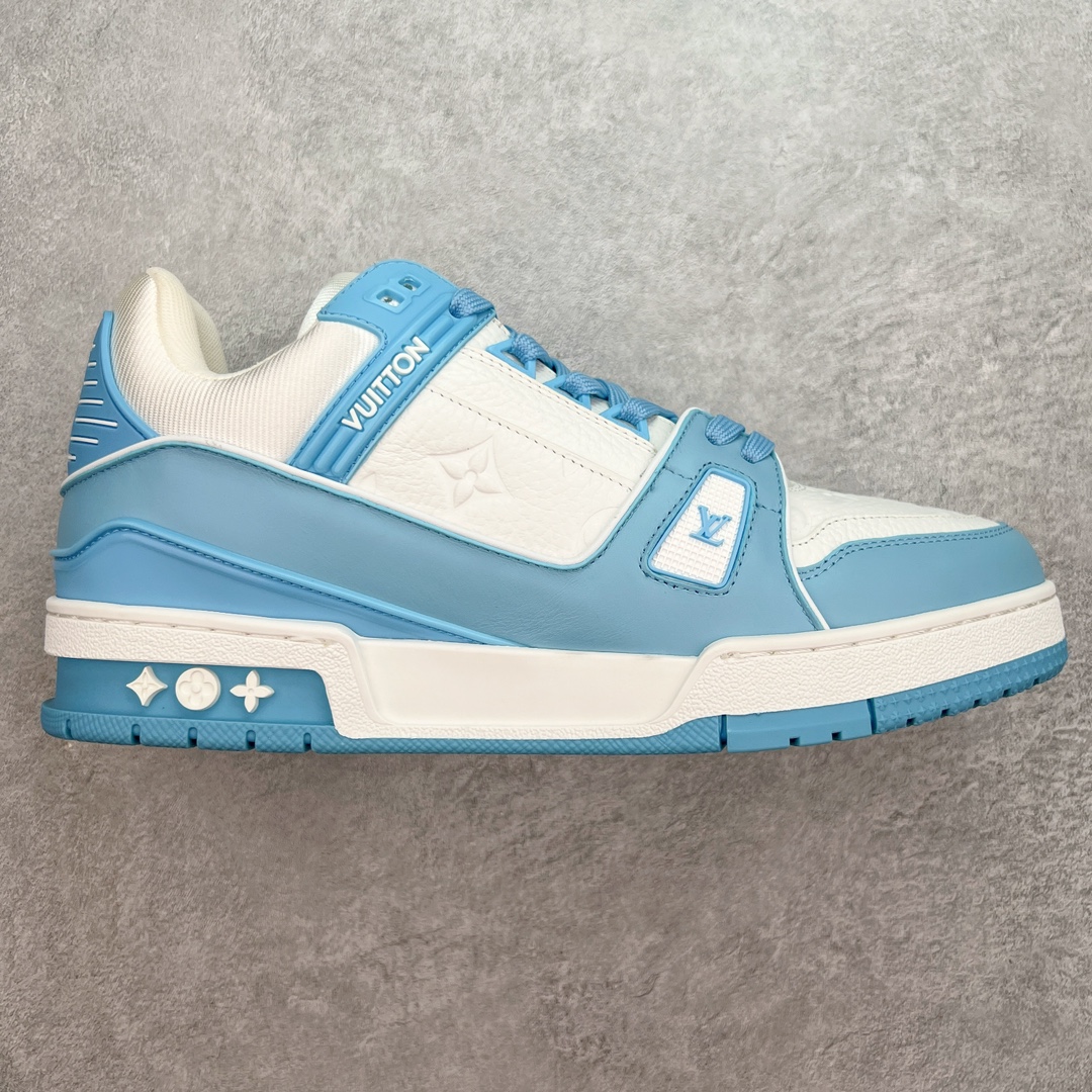 图片[4]-＃GX Louis Vuitton Trainer lv时装走秀运动鞋 实力大厂出品 平台专供 全网最全配色更新最快 最成熟的做工稳定的品控 完美鞋型超高的清洁度 零毛边线头瑕疵 全套原楦原纸版原鞋开模 全网最具灵魂的版型 正确原装黄色鞋盒 正确中底印花 鞋面印花3D高频深度立体 全鞋电脑针车 紧密相连 针距密度一致 环保乳胶注塑鞋垫 厚度脚感还原原版 皮面裁剪部位 统一油边封口工艺 原装橡胶大底含胶量大底组合零偏差 专柜全套包装 防尘袋 说明书 质保卡 男女鞋 尺码：35 36 37 38 39 40 41 42 43 44 45-选品中心