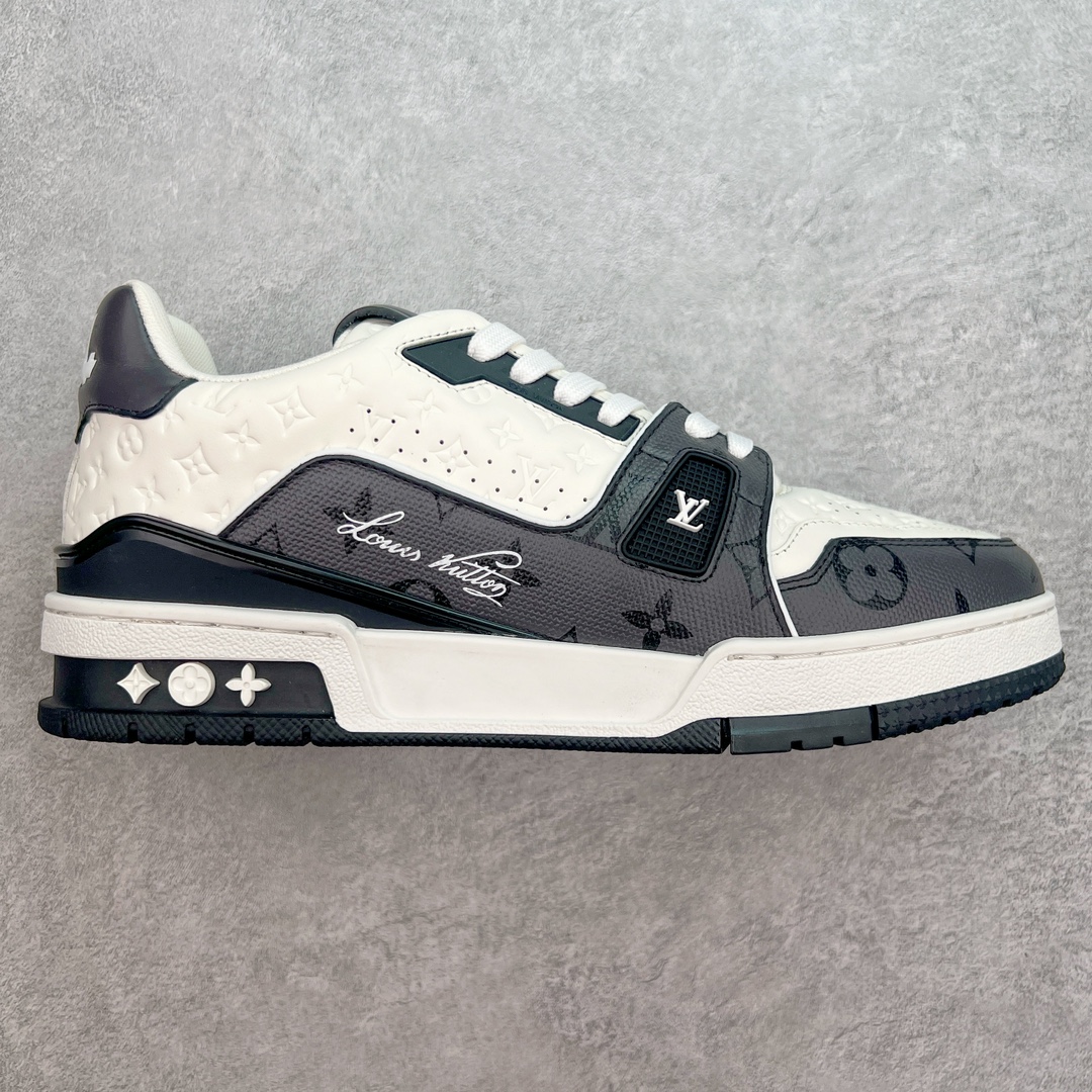 图片[2]-＃GX Louis Vuitton Trainer lv时装走秀运动鞋 实力大厂出品 平台专供 全网最全配色更新最快 最成熟的做工稳定的品控 完美鞋型超高的清洁度 零毛边线头瑕疵 全套原楦原纸版原鞋开模 全网最具灵魂的版型 正确原装黄色鞋盒 正确中底印花 鞋面印花3D高频深度立体 全鞋电脑针车 紧密相连 针距密度一致 环保乳胶注塑鞋垫 厚度脚感还原原版 皮面裁剪部位 统一油边封口工艺 原装橡胶大底含胶量大底组合零偏差 专柜全套包装 防尘袋 说明书 质保卡 男女鞋 尺码：35 36 37 38 39 40 41 42 43 44 45-选品中心