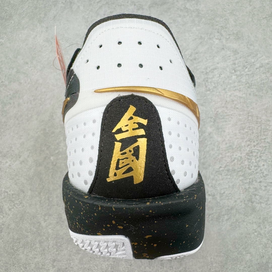 图片[8]-＃灭世/Max Nk Air Zoom G.T.Cut 3 EP 实战系列篮球鞋 称霸全国 白金 HF5702-170 全新GT Cut 3.0 全掌搭载了 ZoomX 泡棉 使得整双鞋在缓震表现上可谓相当优秀 拥有着顶级科技配置的同时 颜值设计也非常可观 整体鞋型仍然保留了前低后高的设计 G.T. Cut 传统的突进极速突破的感觉 鞋头麂皮材质和 NK Flywire 飞线工艺 相对来说包裹感更好了 必备的TPU 支撑片 两侧 Swoosh 的透气孔设计 起到散热透气的作用 鞋舌采用类似跑鞋的半开叉式设计 搭配鞋带既可以提升包裹感 又降低了运动中鞋舌乱跑的可能性 鞋子内里填充相当厚实 避免掉跟 尺码：39 40 40.5 41 42 42.5 43 44 44.5 45 46-选品中心