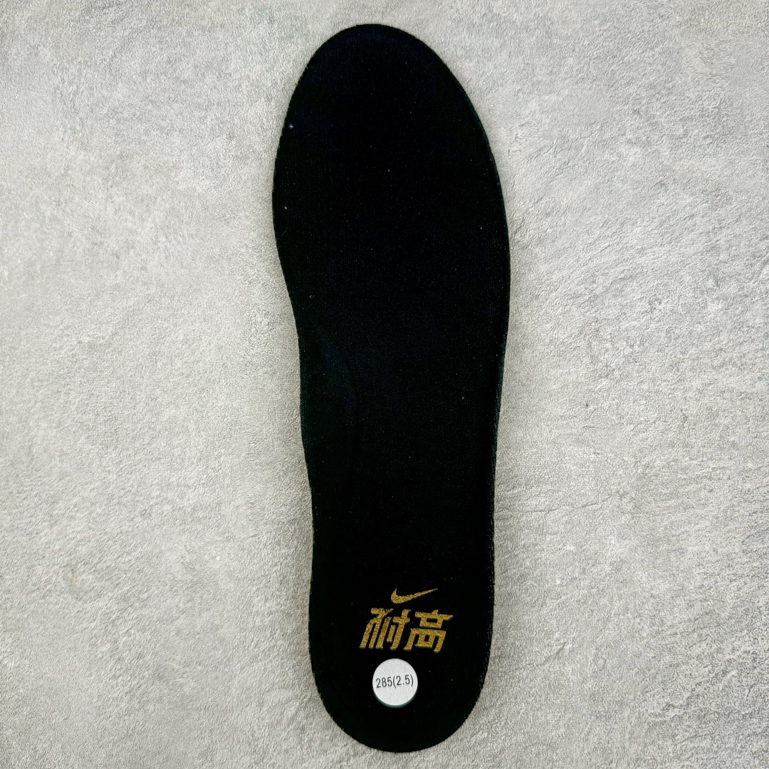 图片[12]-＃灭世/Max Nk Air Zoom G.T.Cut 3 EP 实战系列篮球鞋 称霸全国 白金 HF5702-170 全新GT Cut 3.0 全掌搭载了 ZoomX 泡棉 使得整双鞋在缓震表现上可谓相当优秀 拥有着顶级科技配置的同时 颜值设计也非常可观 整体鞋型仍然保留了前低后高的设计 G.T. Cut 传统的突进极速突破的感觉 鞋头麂皮材质和 NK Flywire 飞线工艺 相对来说包裹感更好了 必备的TPU 支撑片 两侧 Swoosh 的透气孔设计 起到散热透气的作用 鞋舌采用类似跑鞋的半开叉式设计 搭配鞋带既可以提升包裹感 又降低了运动中鞋舌乱跑的可能性 鞋子内里填充相当厚实 避免掉跟 尺码：39 40 40.5 41 42 42.5 43 44 44.5 45 46-选品中心