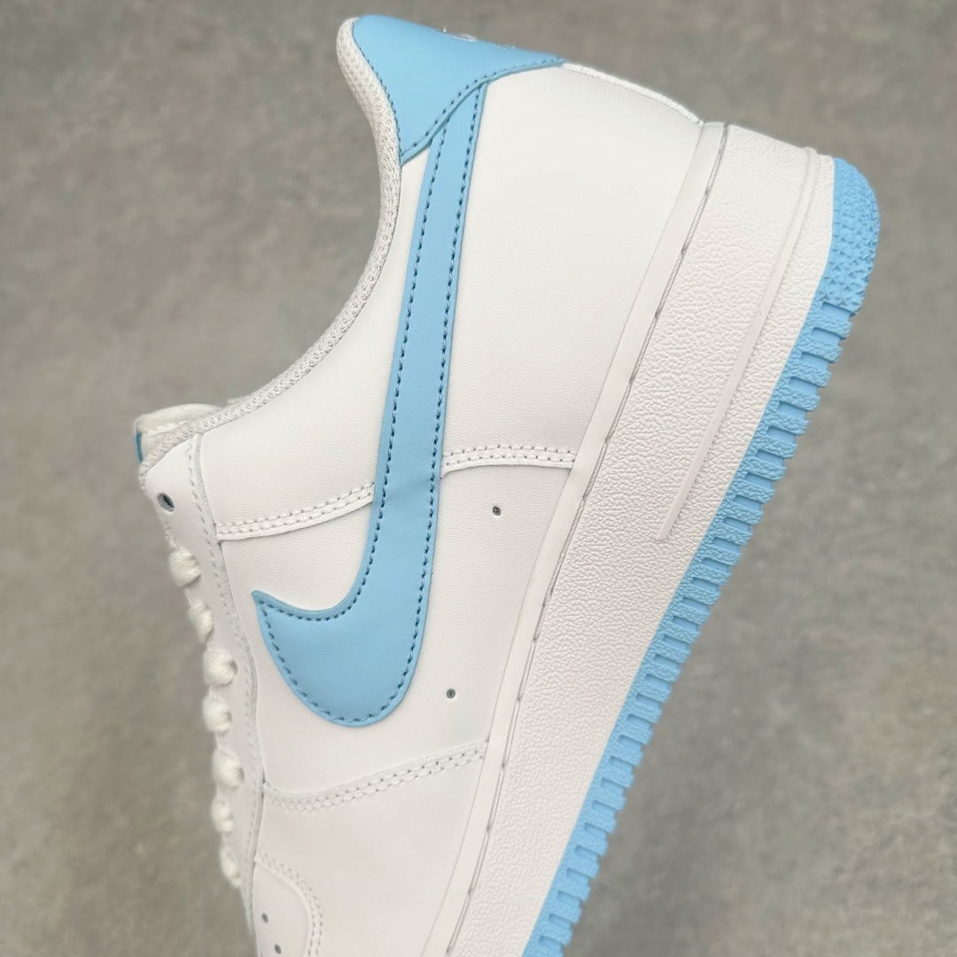 图片[7]-NK Air Force 1´07 Low 空军一号低帮百搭休闲运动板鞋 FQ4296-100 柔软、弹性十足的缓震性能和出色的中底设计 横跨复古与现代的外型结合 造就出风靡全球 三十多年的Force 1 直到今天还深受青睐 尺码：36 36.5 37.5 38 38.5 39 40 40.5 41 42 42.5 43 44 44.5 45-选品中心