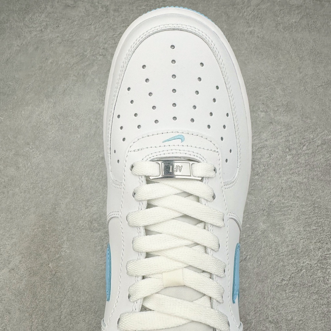 图片[4]-NK Air Force 1´07 Low 空军一号低帮百搭休闲运动板鞋 FQ4296-100 柔软、弹性十足的缓震性能和出色的中底设计 横跨复古与现代的外型结合 造就出风靡全球 三十多年的Force 1 直到今天还深受青睐 尺码：36 36.5 37.5 38 38.5 39 40 40.5 41 42 42.5 43 44 44.5 45-选品中心