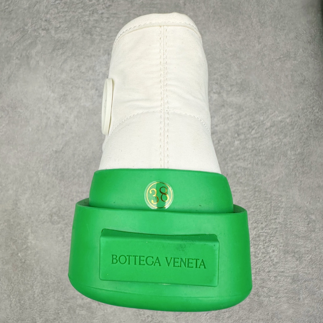 图片[8]-Bottega Veneta Jumbo BV葆蝶家2023最新款大头鞋帆布鞋情侣款 鞋面原版尼龙帆布 值得一提的是鞋底花费一个月开模反复测试过的丝膜大底做到几乎完美 TPU大底+水台 全新𝐙𝐏一致全套包装 Size 35 36 37 38 39 40 41 42 43 44 45-选品中心