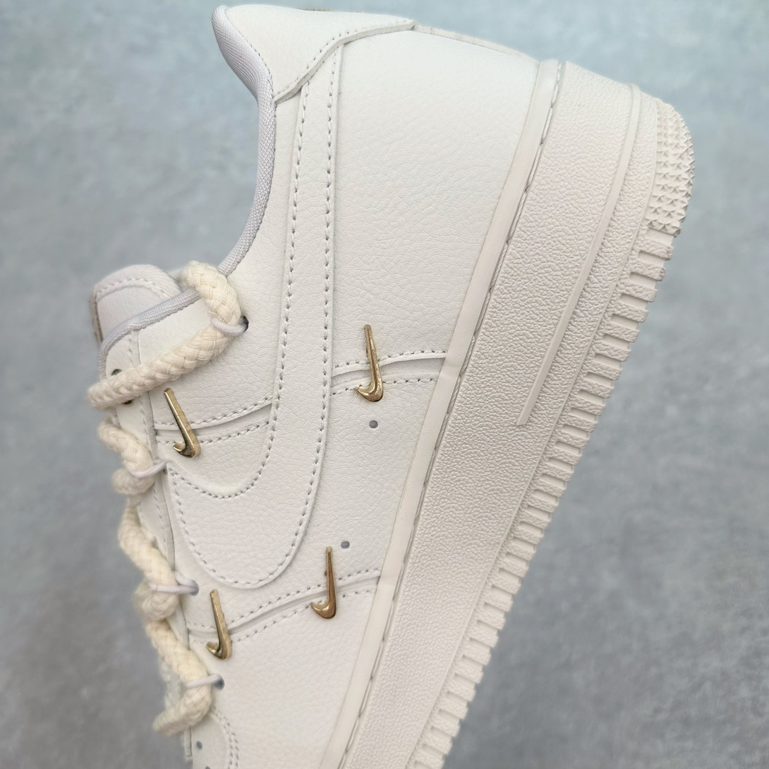 图片[7]-NK Air Force 1´07 Low 空军一号低帮百搭休闲运动板鞋 FX3654-111 柔软、弹性十足的缓震性能和出色的中底设计 横跨复古与现代的外型结合 造就出风靡全球 三十多年的Force 1 直到今天还深受青睐 尺码：36 36.5 37.5 38 38.5 39 40 40.5 41 42 42.5 43 44 44.5 45-选品中心