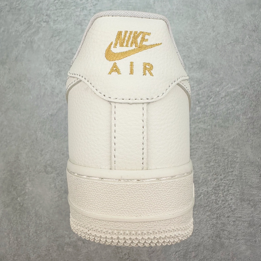 图片[8]-NK Air Force 1´07 Low 空军一号低帮百搭休闲运动板鞋 FX3654-111 柔软、弹性十足的缓震性能和出色的中底设计 横跨复古与现代的外型结合 造就出风靡全球 三十多年的Force 1 直到今天还深受青睐 尺码：36 36.5 37.5 38 38.5 39 40 40.5 41 42 42.5 43 44 44.5 45-选品中心