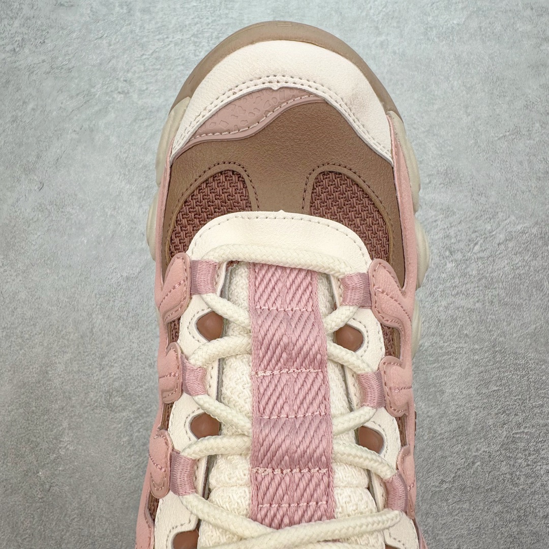 图片[4]-FILA FRAGOLA 斐乐潮牌防滑耐磨轻便沙滩凉鞋 FUSION 系列传承了 FILA 的百年基因，融入年轻运动及潮流文化，成为引领变革、创新突破的一代。以“1+N” 的跨界合作模式重现经典的同时创造经典。带来最出其不意的跨界合作惊喜。同时，FILAFUSION把FILA 的 DNA 融入到定制体验里，你可以随心制造厲于你的产品。FILA FUSION 的鞋家族涵盖了老爹鞋、跑步鞋、网球鞋、季节款。风格复古新潮，满足了时尚人士出行及各类运动的搭配需求，成为当下年轻人筷拥的鞋类品牌之一。FILA FUSION 走进年轻人的世界，通过年轻人运动，街舞，滑板，篮球，展现 FILA FUSION 的潮流态度和年轻文化。FILA FUSION 认为末来属于引领变革、创新突破的年轻一代，让我们一起构成 FILA 未来的蓝图吧！尺码：36 36.5 37.5 38 38.5 39 40-选品中心