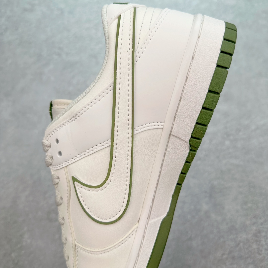 图片[7]-NK Dunk Low 定制配色 DJ2024-015 大厂出品 极力推荐 原装头层材料 独家版型蒸餾加工帶來的是更好的视觉和脚感体验大厂纯原品质出货 清洁度 电绣工艺 皮料切割干净无任何毛边 细节完美 尺码：36 36.5 37.5 38 38.5 39 40 40.5 41 42 42.5 43 44 44.5 45 46 47.5-选品中心