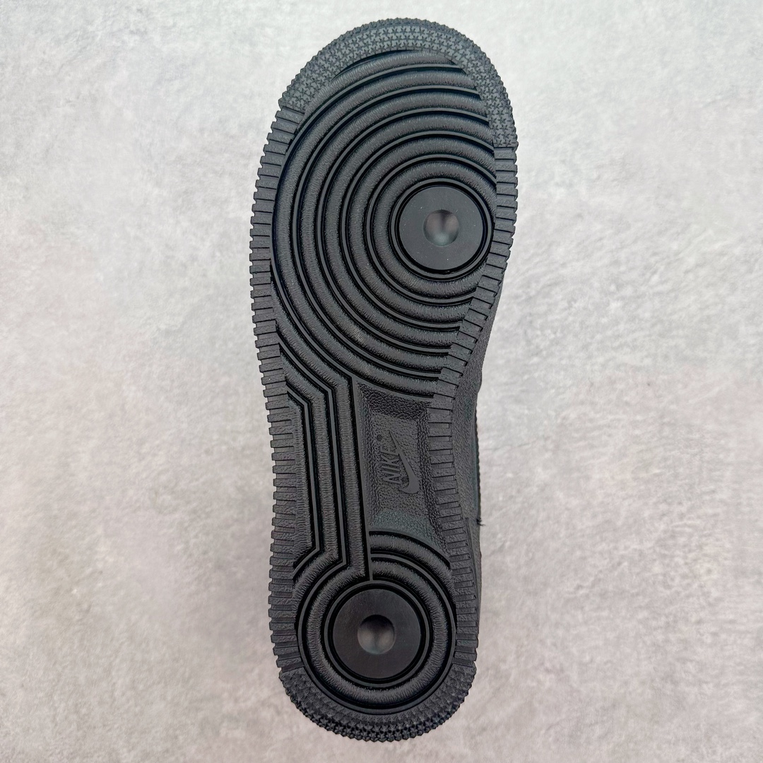 图片[9]-NK Air Force 1´07 Low 空军一号低帮百搭休闲运动板鞋 ZH0316-032 柔软、弹性十足的缓震性能和出色的中底设计 横跨复古与现代的外型结合 造就出风靡全球 三十多年的Force 1 直到今天还深受青睐 尺码：36 36.5 37.5 38 38.5 39 40 40.5 41 42 42.5 43 44 44.5 45-选品中心