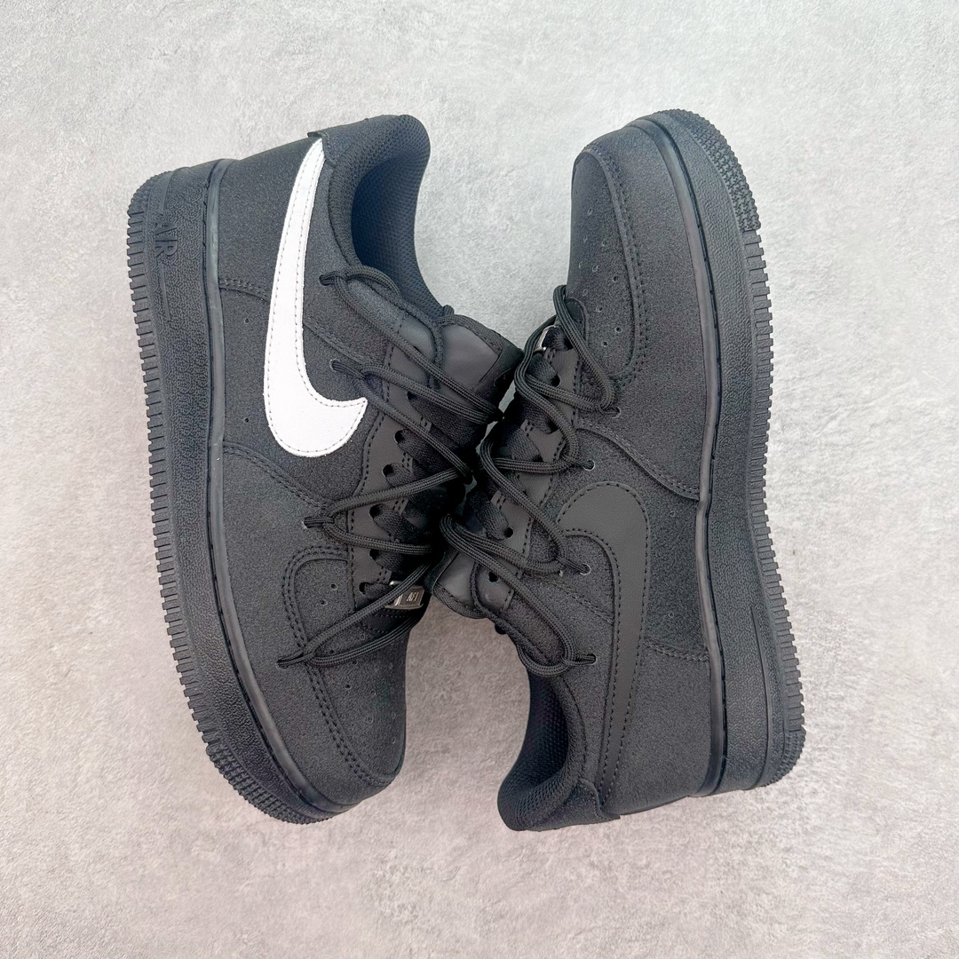 图片[3]-NK Air Force 1´07 Low 空军一号低帮百搭休闲运动板鞋 ZH0316-032 柔软、弹性十足的缓震性能和出色的中底设计 横跨复古与现代的外型结合 造就出风靡全球 三十多年的Force 1 直到今天还深受青睐 尺码：36 36.5 37.5 38 38.5 39 40 40.5 41 42 42.5 43 44 44.5 45-选品中心