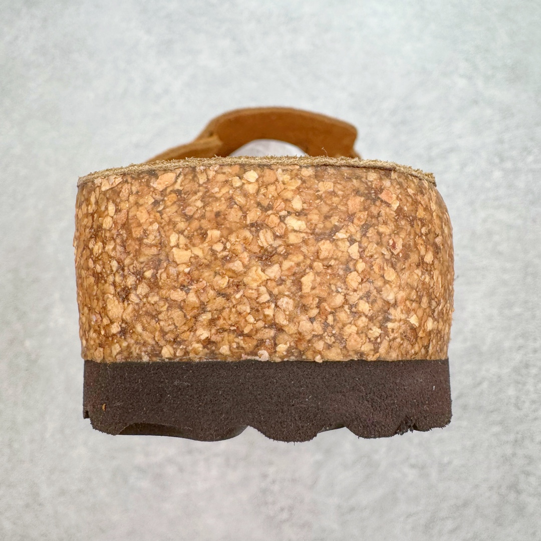 图片[8]-＃莞产纯原福利 Birkenstock Boston VL 勃肯软木底包头拖鞋 天鹅绒般的绒面革赋子休闲的经典外观 四季皆宜 柔软的鞋床采用额外的泡沫缓冲层 提供额外的舒适感和全天支撑 全网独家首发 源于德国的严谨工艺 牛巴戎面 中层松木 EVA 三层组合大底 优质牛皮面料五金扣 出口订单 尺码：35-44-选品中心