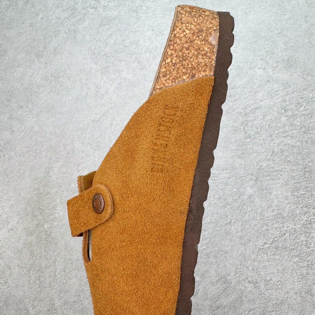 图片[7]-＃莞产纯原福利 Birkenstock Boston VL 勃肯软木底包头拖鞋 天鹅绒般的绒面革赋子休闲的经典外观 四季皆宜 柔软的鞋床采用额外的泡沫缓冲层 提供额外的舒适感和全天支撑 全网独家首发 源于德国的严谨工艺 牛巴戎面 中层松木 EVA 三层组合大底 优质牛皮面料五金扣 出口订单 尺码：35-44-选品中心