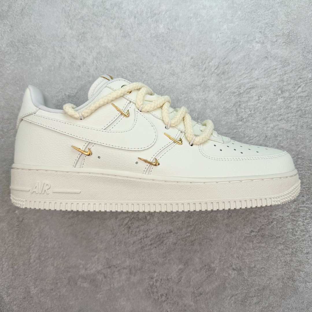 NK Air Force 1´07 Low 空军一号低帮百搭休闲运动板鞋 FX3654-111 柔软、弹性十足的缓震性能和出色的中底设计 横跨复古与现代的外型结合 造就出风靡全球 三十多年的Force 1 直到今天还深受青睐 尺码:36 36.5 37.5 38 38.5 39 40 40.5 41 42 42.5 43 44 44.5 45-选品中心