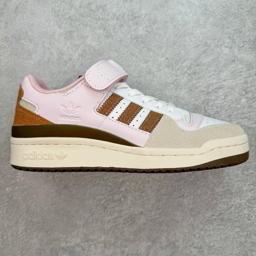 ＃福利特价 AD Forum 84 Low OG 低帮百搭潮流休闲运动板鞋 以复古篮球鞋的外形为基础 采用皮革拼接 简约百搭 更加贴合舒适 中底内侧网格造型起到点睛之笔 外底橡胶 更显复古 尺码：36 36.5 37.5 38 38.5 39 40 40.5 41 42 42.5 43 44 44.5 45-选品中心