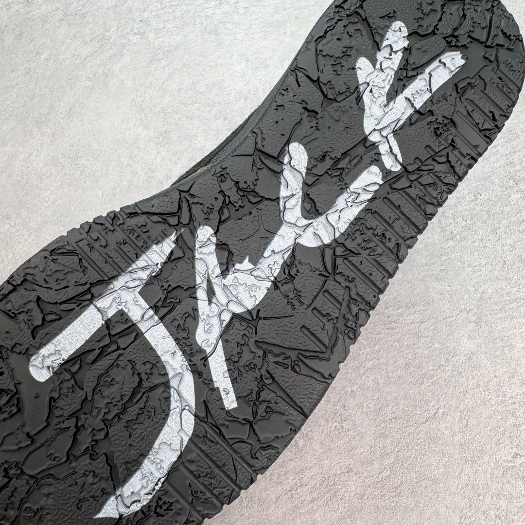 图片[21]-＃KZ神版 Travis Scott x Jordan AJ Cut The Check TS倒钩联名魔术贴篮球鞋 FZ8117-204 原厂全套原楦原纸板冲刀磨具开发 原厂皮料加持 原厂港宝加持定型后跟R度完美 同源原厂电绣 鬼脸飞翼针数密度立体效果一致 百分百一致原鞋 原厂拉帮工艺 针距密度一致 后跟弧度收口自然不对折 极致一眼正品既视感 进口玻璃冲刀皮料裁剪零毛边 全鞋电脑针车工艺 品控清洁度最高QC检验标准 免检产品 原厂订购鞋盒、布袋、鞋标、防尘纸、鞋撑、鞋带 追求极致的原厂味道 配色方面采用白色为基础 搭配棕色框架呈现 完美还原了初代倒钩的配色设计 细节方面 标志性的反钩Swoosh采用米色点缀 鞋面还带有特殊的魔术贴细节 此外在鞋舌、后跟部分均带有Cactus Jack厂牌Logo 彰显鞋款特殊身份 尺码：36 36.5 37.5 38 38.5 39 40 40.5 41 42 42.5 43 44 44.5 45 46 47.5 48.5-选品中心