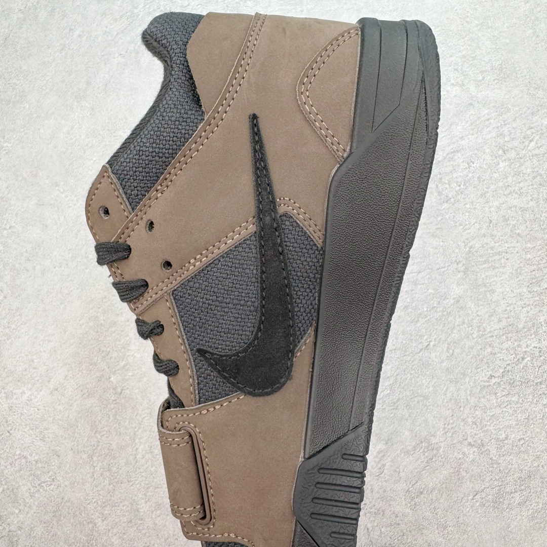 图片[7]-＃KZ神版 Travis Scott x Jordan AJ Cut The Check TS倒钩联名魔术贴篮球鞋 FZ8117-204 原厂全套原楦原纸板冲刀磨具开发 原厂皮料加持 原厂港宝加持定型后跟R度完美 同源原厂电绣 鬼脸飞翼针数密度立体效果一致 百分百一致原鞋 原厂拉帮工艺 针距密度一致 后跟弧度收口自然不对折 极致一眼正品既视感 进口玻璃冲刀皮料裁剪零毛边 全鞋电脑针车工艺 品控清洁度最高QC检验标准 免检产品 原厂订购鞋盒、布袋、鞋标、防尘纸、鞋撑、鞋带 追求极致的原厂味道 配色方面采用白色为基础 搭配棕色框架呈现 完美还原了初代倒钩的配色设计 细节方面 标志性的反钩Swoosh采用米色点缀 鞋面还带有特殊的魔术贴细节 此外在鞋舌、后跟部分均带有Cactus Jack厂牌Logo 彰显鞋款特殊身份 尺码：36 36.5 37.5 38 38.5 39 40 40.5 41 42 42.5 43 44 44.5 45 46 47.5 48.5-选品中心