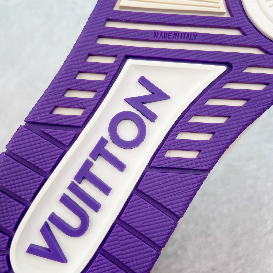 图片[16]-＃FS顶级特价 Louis Vuitton Trainer lv时装走秀运动鞋 实力大厂出品 平台专供 成熟的做工稳定的品控 完美鞋型超高的清洁度 零毛边线头瑕疵 全套原楦原纸版原鞋开模 全网最具灵魂的版型 正确原装黄色鞋盒 正确中底印花 鞋面印花3D高频深度立体 全鞋电脑针车 紧密相连 针距密度一致 环保乳胶注塑鞋垫 厚度脚感还原原版 皮面裁剪部位 统一油边封口工艺 原装橡胶大底含胶量大底组合零偏差 专柜全套包装 防尘袋 说明书 质保卡 男女鞋 尺码：35 36 37 38 39 40 41 42 43 44 45-选品中心