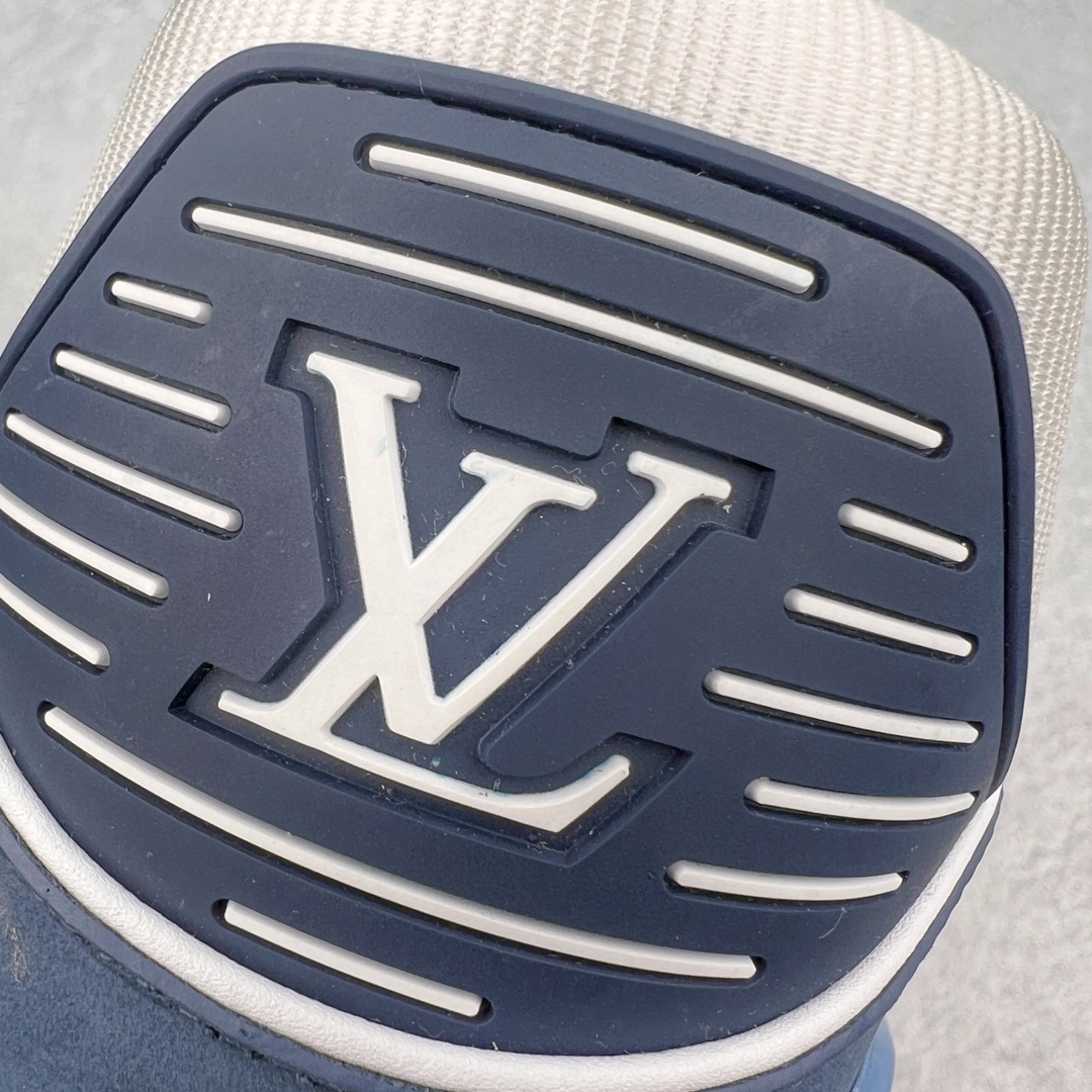 图片[11]-＃FS顶级特价 Louis Vuitton Trainer lv时装走秀运动鞋 实力大厂出品 平台专供 成熟的做工稳定的品控 完美鞋型超高的清洁度 零毛边线头瑕疵 全套原楦原纸版原鞋开模 全网最具灵魂的版型 正确原装黄色鞋盒 正确中底印花 鞋面印花3D高频深度立体 全鞋电脑针车 紧密相连 针距密度一致 环保乳胶注塑鞋垫 厚度脚感还原原版 皮面裁剪部位 统一油边封口工艺 原装橡胶大底含胶量大底组合零偏差 专柜全套包装 防尘袋 说明书 质保卡 男女鞋 尺码：35 36 37 38 39 40 41 42 43 44 45-选品中心