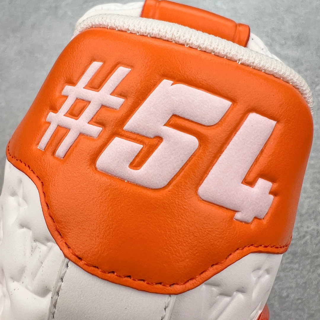 图片[11]-＃K纯原 Louis Vuitton Trainer lv时装走秀运动鞋 市场所有版本中综合最强的货品 GD实力大厂出品 全网最全配色更新最快 最成熟的做工稳定的品控 完美鞋型超高的清洁度 零毛边线头瑕疵 全套原楦原纸版原鞋开模 全网最具灵魂的版型 正确原装黄色鞋盒 正确中底印花 鞋面印花3D高频深度立体 全鞋电脑针车 紧密相连 针距密度一致 环保乳胶注塑鞋垫 厚度脚感还原原版 皮面裁剪部位 统一油边封口工艺 原装橡胶大底含胶量大底组合零偏差 专柜全套包装 防尘袋 说明书 质保卡 男女鞋 尺码：35 36 37 38 39 40 41 42 43 44 45-选品中心