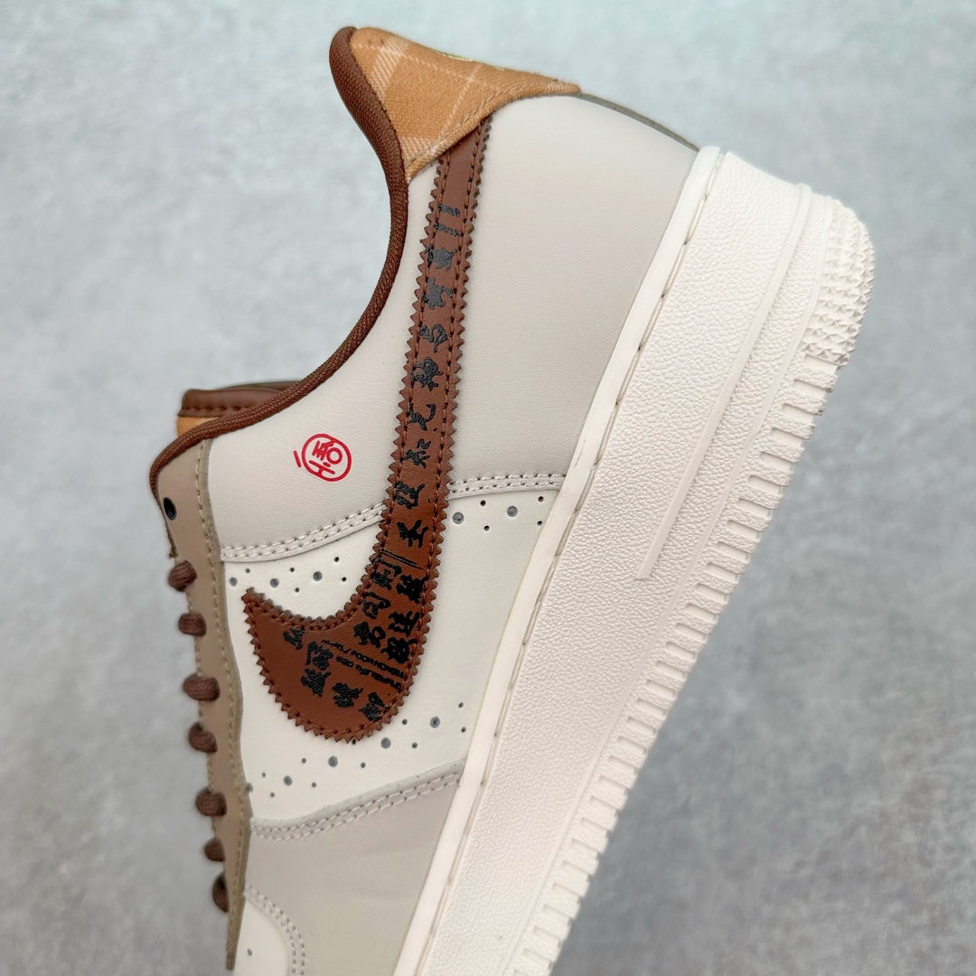 图片[7]-NK Air Force 1´07 Low 空军一号低帮百搭休闲运动板鞋 FV3702-122 柔软、弹性十足的缓震性能和出色的中底设计 横跨复古与现代的外型结合 造就出风靡全球 三十多年的Force 1 直到今天还深受青睐 尺码：36 36.5 37.5 38 38.5 39 40 40.5 41 42 42.5 43 44 44.5 45-选品中心