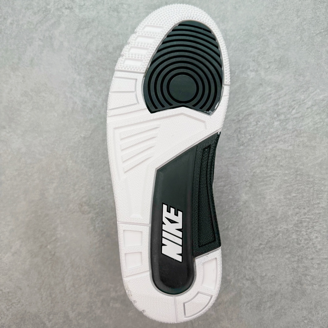 图片[9]-＃QD纯原 Fragment Design x Air Jordan AJ3 Retro 藤原浩闪电联名 DA3595-100 圈内最强三代系列 匠心打造 开发时长超过半年 目前可过各类鉴定或无法鉴定 裸鞋随便操作 全套原纸板楦头开发 原厂大底磨具加持立体防滑纹理 原装可视Air Sole气垫 原汁原味最完美的三代版型 唯一正确鞋头趴度弧度高度鞋身腰线 原厂TPU彩虹扎染后跟饰片 正确内里反口里网布 皮料菱角分明不变形无多余毛边 广东原厂zp同批次手工大底描漆拉丝 市场唯一原厂鞋扣模具 原厂织唛标 原厂飞人电绣工艺 尾指中部跳三针 独家绑鞋带手法 印刷中底布 四线拉帮 米色美纹纸贴合固定 进口港宝加持 后跟自然饱满 全鞋荧光划线卡点 追求极致完美 每一双都是工艺品 多重QC质检 超越公司货的品控标准 实实在在的免检产品 尺码：40.5 41 42 42.5 43 44 44.5 45 45.5 46 47.5 48.5-选品中心