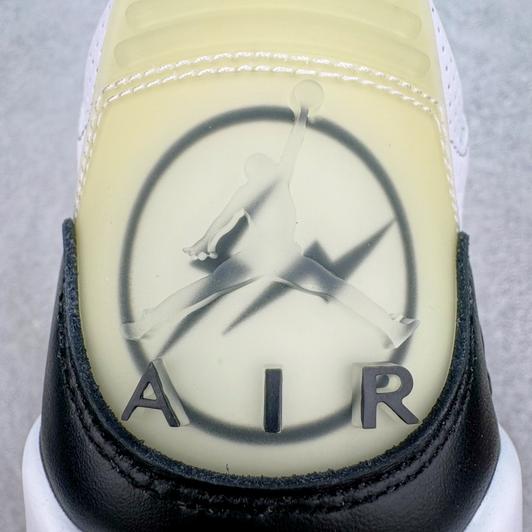 图片[21]-＃QD纯原 Fragment Design x Air Jordan AJ3 Retro 藤原浩闪电联名 DA3595-100 圈内最强三代系列 匠心打造 开发时长超过半年 目前可过各类鉴定或无法鉴定 裸鞋随便操作 全套原纸板楦头开发 原厂大底磨具加持立体防滑纹理 原装可视Air Sole气垫 原汁原味最完美的三代版型 唯一正确鞋头趴度弧度高度鞋身腰线 原厂TPU彩虹扎染后跟饰片 正确内里反口里网布 皮料菱角分明不变形无多余毛边 广东原厂zp同批次手工大底描漆拉丝 市场唯一原厂鞋扣模具 原厂织唛标 原厂飞人电绣工艺 尾指中部跳三针 独家绑鞋带手法 印刷中底布 四线拉帮 米色美纹纸贴合固定 进口港宝加持 后跟自然饱满 全鞋荧光划线卡点 追求极致完美 每一双都是工艺品 多重QC质检 超越公司货的品控标准 实实在在的免检产品 尺码：40.5 41 42 42.5 43 44 44.5 45 45.5 46 47.5 48.5-选品中心