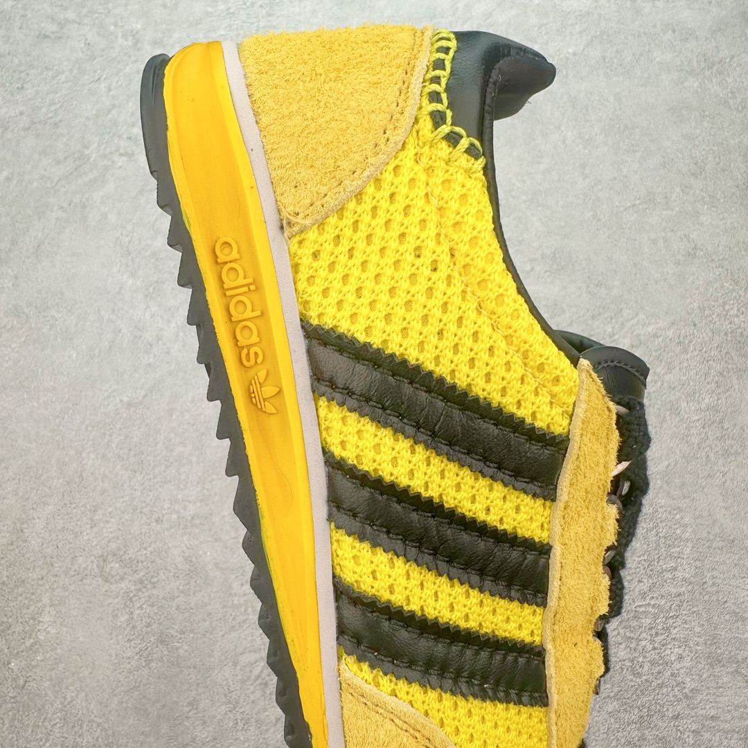 图片[6]-Wales Bonner X adidas Originals SL76 联名黄色 IH9906 Wales Bonner 与 adidas Originals 的联乘系列再次掀起时尚热潮，而其中的 SL76 鞋款更是成为了焦点。相比无鞋盖的Samba，SL76更能俘获我的青睐 这款鞋不仅是对1972年慕尼黑奥运会上经典跑鞋SL72的致敬，更是将怀旧风情与现代设计完美融合。修长的鞋型、针织网层鞋身与绒面板料的交汇，都展现了其精湛的工艺与独特品味。皮革材质的标志三条杠点缀与中底一抹白色腰线，更是为其增添了几分复古奢华的气息。D形环扣的巧妙设计，为鞋带增添了趣味性，同时也提升了鞋款的实用性。鞋底采用EVA材质，不仅增加了鞋款的高度，还提供了更好的缓震性能。齿纹橡胶外底则保证了鞋款的抓地力和耐磨性，让穿着者在运动时更加稳定、安全。尺码：36 36.5 37.5 38 38.5 39 40 40.5 41 42 42.5 43 44 44.5 45-选品中心