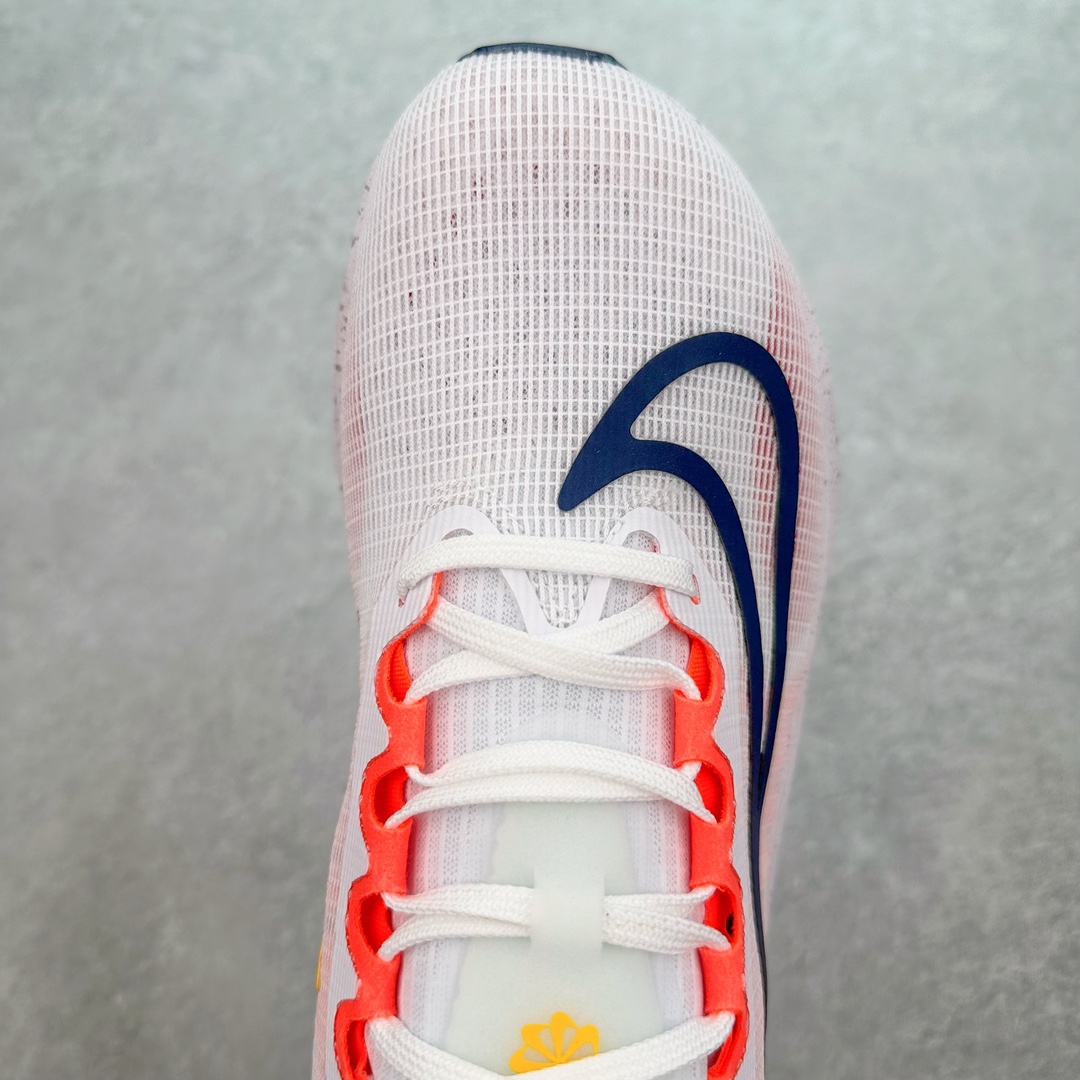 图片[4]-＃特价福利 NK Zoom Fly 5 飞行5代马拉松系列低帮透气休闲运动慢跑鞋 NK旗下跑鞋阵容持续迎来新成员 今回正式登场的鞋型为 Zoom Fly 5 全鞋大量采用回收材料制成 鞋面搭载创新 Flyknit 技术打造的编织网眼 同时考量了舒适、性能与可持续性 采用大型 ZoomX 中底与 Swoosh 徽标注入等变化 鞋侧还有「Push Limits + Break Barriers」字样叙述 尺码：36 36.5 37.5 38 38.5 39 40 40.5 41 42 42.5 43 44 44.5 45-选品中心