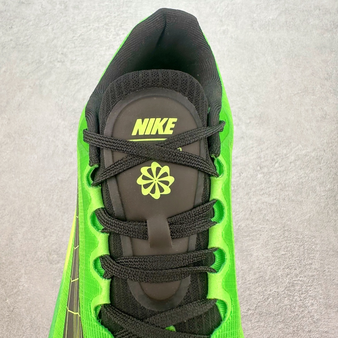 图片[5]-＃特价福利 NK Zoom Fly 5 飞行5代马拉松系列低帮透气休闲运动慢跑鞋 NK旗下跑鞋阵容持续迎来新成员 今回正式登场的鞋型为 Zoom Fly 5 全鞋大量采用回收材料制成 鞋面搭载创新 Flyknit 技术打造的编织网眼 同时考量了舒适、性能与可持续性 采用大型 ZoomX 中底与 Swoosh 徽标注入等变化 鞋侧还有「Push Limits + Break Barriers」字样叙述 尺码：36 36.5 37.5 38 38.5 39 40 40.5 41 42 42.5 43 44 44.5 45-选品中心