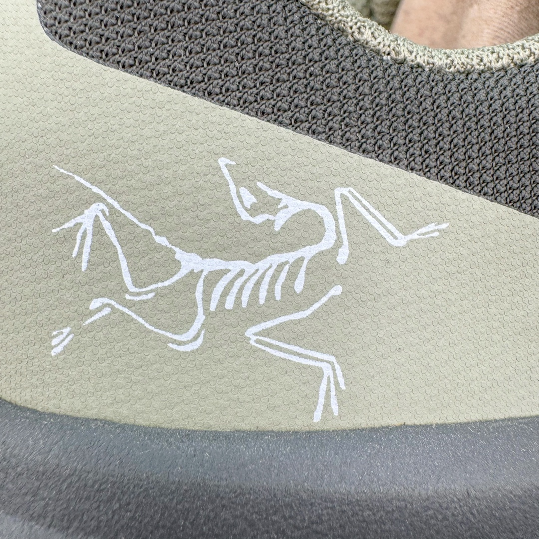 图片[13]-＃TZD特供 Arcteryx Norvan LD 3 Gore-Tex 始祖鸟系列长距离越野登山徒步户外防水多功能运动跑鞋 台州原厂独家原底面配置 全套原厂生产指令加持 原厂特供Vibram外底 防水弹力尼龙布 外层热压TPU鞋面 随意纵横 内外盒标包装纸鞋带配件均同步公司 完美拉帮中底带钢印 仅服务市场百分之五高端客户 公司一样的东西 放心开冲 外贸 零售 裸鞋 渠道货 随意操作 承诺半个月内开胶直接换新 尺码同步官方：39.5 40 40.5 41 42 42.5 43 44 44.5 45-选品中心