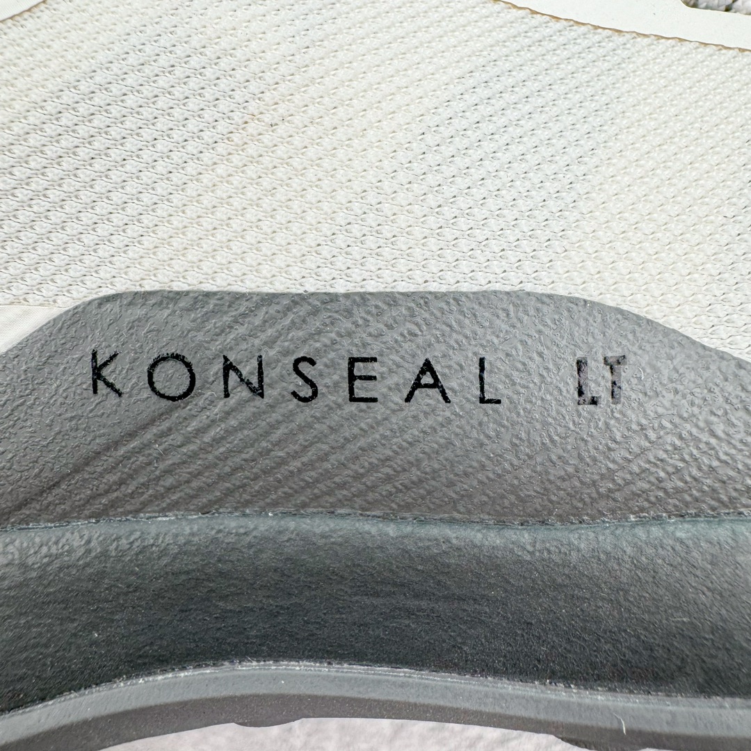 图片[19]-＃TZD特供 Arcteryx Konseal Lt 始祖鸟系列长距离越野登山徒步户外防水多功能运动跑鞋 台州原厂独家原底面配置 全套原厂生产指令加持 原厂特供Vibram外底 防水弹力尼龙布 外层热压TPU鞋面 随意纵横 内外盒标包装纸鞋带配件均同步公司 完美拉帮中底带钢印 仅服务市场百分之五高端客户 公司一样的东西 放心开冲 外贸 零售 裸鞋 渠道货 随意操作 承诺半个月内开胶直接换新 尺码同步官方：39.5 40 40.5 41 42 42.5 43 44 44.5 45-选品中心