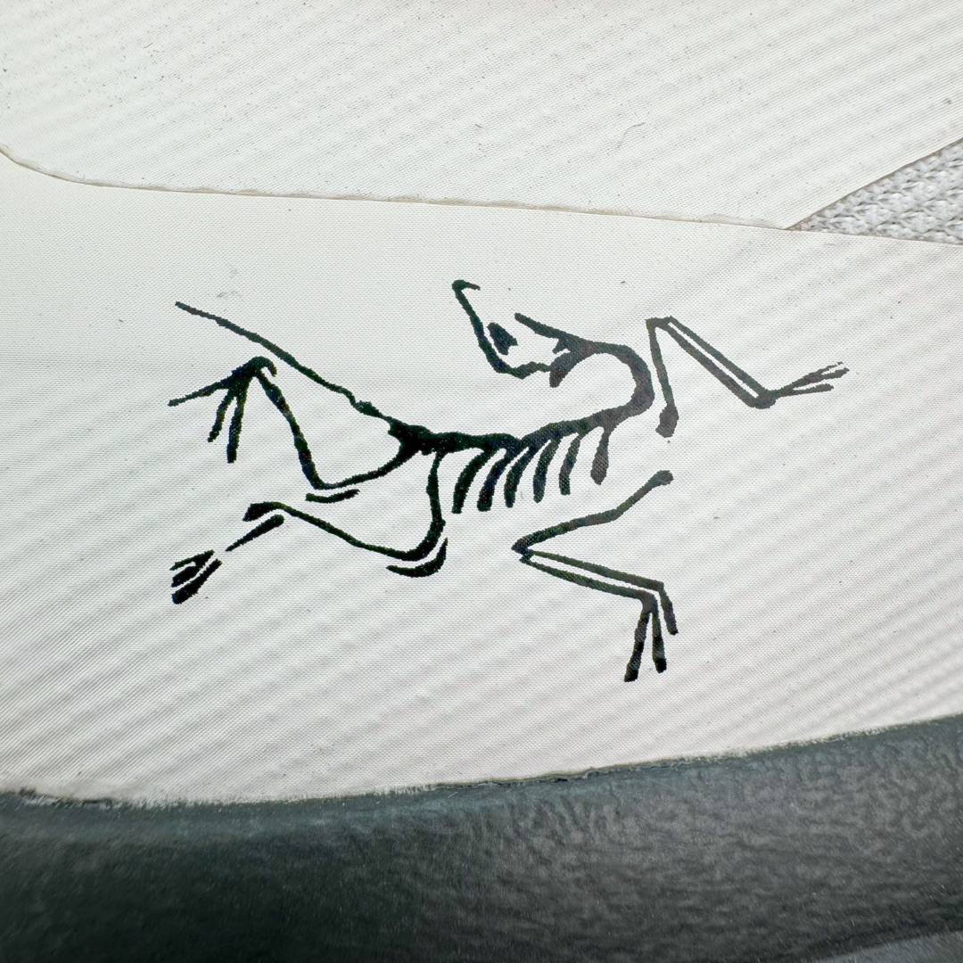 图片[18]-＃TZD特供 Arcteryx Konseal Lt 始祖鸟系列长距离越野登山徒步户外防水多功能运动跑鞋 台州原厂独家原底面配置 全套原厂生产指令加持 原厂特供Vibram外底 防水弹力尼龙布 外层热压TPU鞋面 随意纵横 内外盒标包装纸鞋带配件均同步公司 完美拉帮中底带钢印 仅服务市场百分之五高端客户 公司一样的东西 放心开冲 外贸 零售 裸鞋 渠道货 随意操作 承诺半个月内开胶直接换新 尺码同步官方：39.5 40 40.5 41 42 42.5 43 44 44.5 45-选品中心