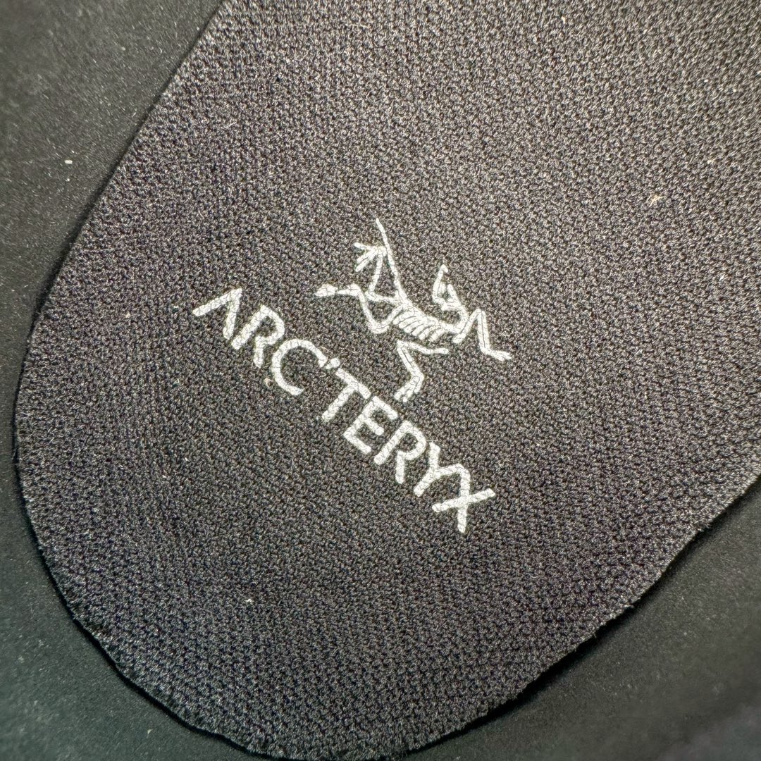 图片[12]-＃TZD特供 Arcteryx Konseal Lt 始祖鸟系列长距离越野登山徒步户外防水多功能运动跑鞋 台州原厂独家原底面配置 全套原厂生产指令加持 原厂特供Vibram外底 防水弹力尼龙布 外层热压TPU鞋面 随意纵横 内外盒标包装纸鞋带配件均同步公司 完美拉帮中底带钢印 仅服务市场百分之五高端客户 公司一样的东西 放心开冲 外贸 零售 裸鞋 渠道货 随意操作 承诺半个月内开胶直接换新 尺码同步官方：39.5 40 40.5 41 42 42.5 43 44 44.5 45-选品中心