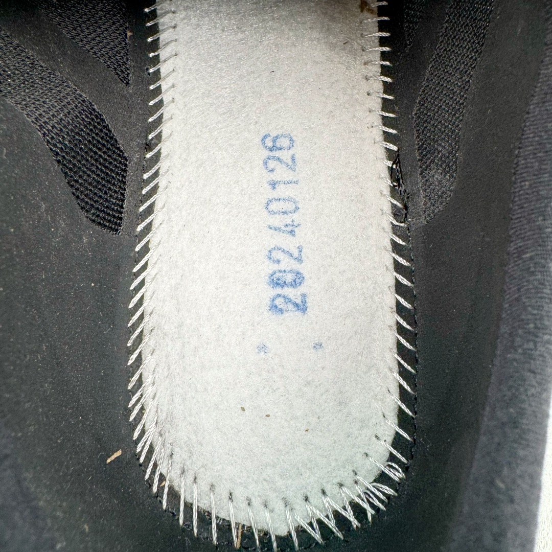 图片[11]-＃TZD特供 Arcteryx Konseal Lt 始祖鸟系列长距离越野登山徒步户外防水多功能运动跑鞋 台州原厂独家原底面配置 全套原厂生产指令加持 原厂特供Vibram外底 防水弹力尼龙布 外层热压TPU鞋面 随意纵横 内外盒标包装纸鞋带配件均同步公司 完美拉帮中底带钢印 仅服务市场百分之五高端客户 公司一样的东西 放心开冲 外贸 零售 裸鞋 渠道货 随意操作 承诺半个月内开胶直接换新 尺码同步官方：39.5 40 40.5 41 42 42.5 43 44 44.5 45-选品中心