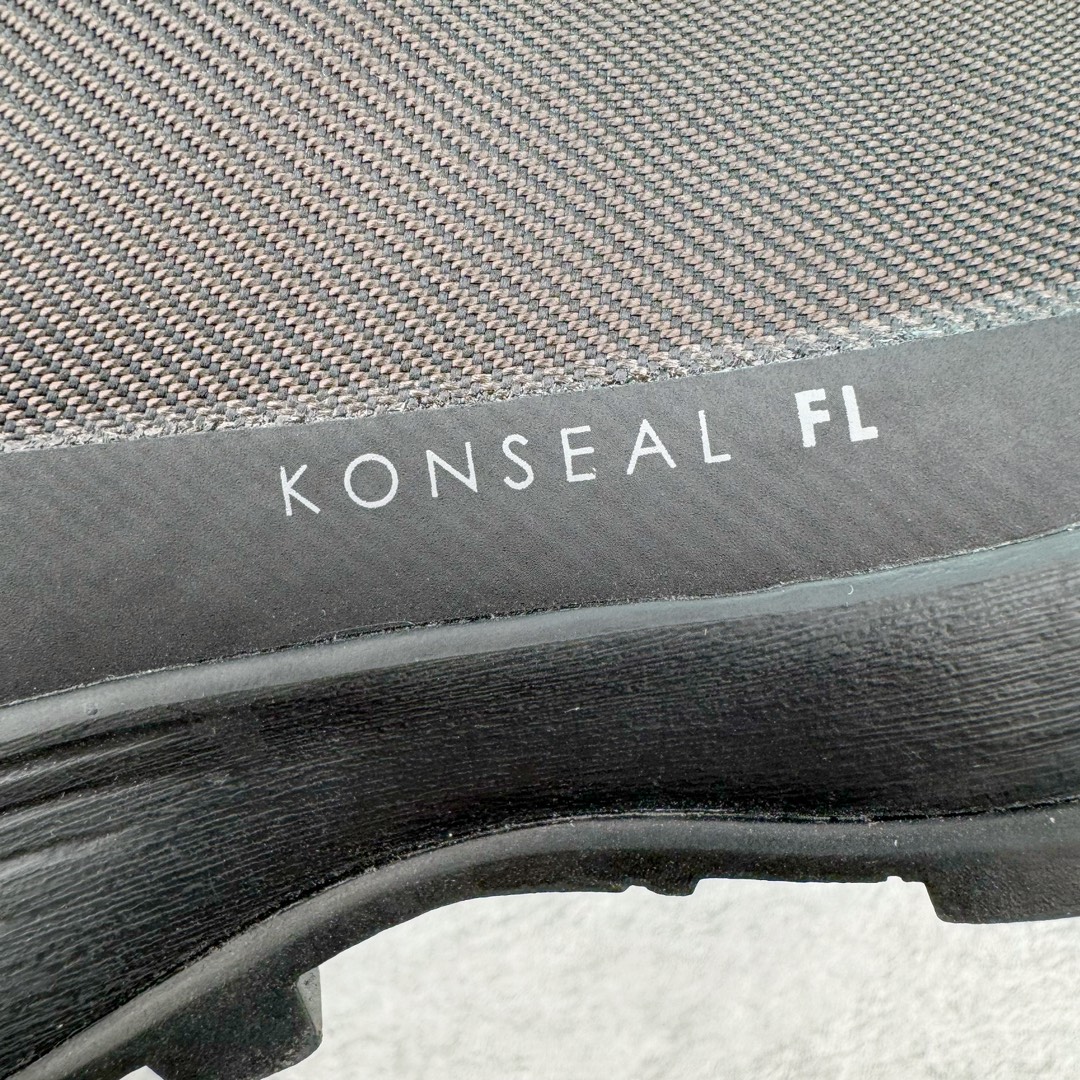 图片[21]-＃TZD特供 Arcteryx Konseal FL 始祖鸟系列长距离越野登山徒步户外防水多功能运动跑鞋 台州原厂独家原底面配置 全套原厂生产指令加持 原厂特供Vibram外底 防水弹力尼龙布 外层热压TPU鞋面 随意纵横 内外盒标包装纸鞋带配件均同步公司 完美拉帮中底带钢印 仅服务市场百分之五高端客户 公司一样的东西 放心开冲 外贸 零售 裸鞋 渠道货 随意操作 承诺半个月内开胶直接换新 尺码同步官方：39.5 40 40.5 41 42 42.5 43 44 44.5 45-选品中心