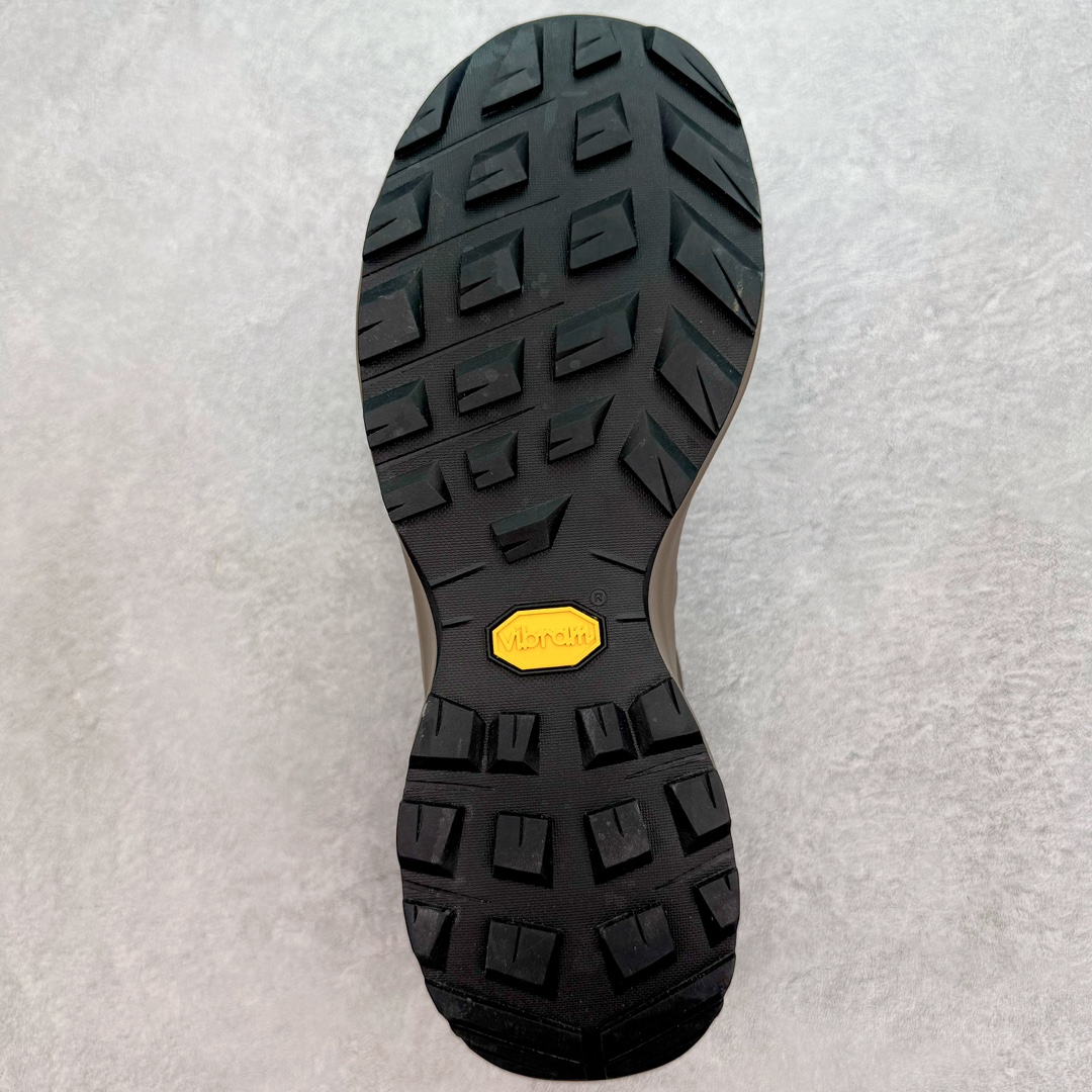 图片[9]-＃TZD特供 Arcteryx Aerios AURA Low 始祖鸟系列长距离越野登山徒步户外防水多功能运动跑鞋 台州原厂独家原底面配置 全套原厂生产指令加持 原厂特供Vibram外底 防水弹力尼龙布 外层热压TPU鞋面 随意纵横 内外盒标包装纸鞋带配件均同步公司 完美拉帮中底带钢印 仅服务市场百分之五高端客户 公司一样的东西 放心开冲 外贸 零售 裸鞋 渠道货 随意操作 承诺半个月内开胶直接换新 尺码同步官方：39.5 40 40.5 41 42 42.5 43 44 44.5 45-选品中心