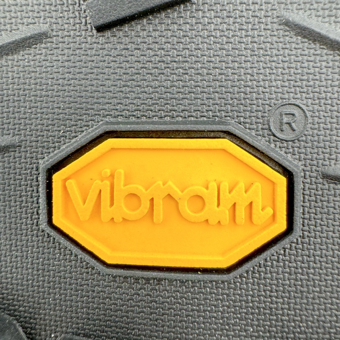 图片[19]-＃TZD特供 Arcteryx Aerios AURA Low 始祖鸟系列长距离越野登山徒步户外防水多功能运动跑鞋 台州原厂独家原底面配置 全套原厂生产指令加持 原厂特供Vibram外底 防水弹力尼龙布 外层热压TPU鞋面 随意纵横 内外盒标包装纸鞋带配件均同步公司 完美拉帮中底带钢印 仅服务市场百分之五高端客户 公司一样的东西 放心开冲 外贸 零售 裸鞋 渠道货 随意操作 承诺半个月内开胶直接换新 尺码同步官方：39.5 40 40.5 41 42 42.5 43 44 44.5 45-选品中心