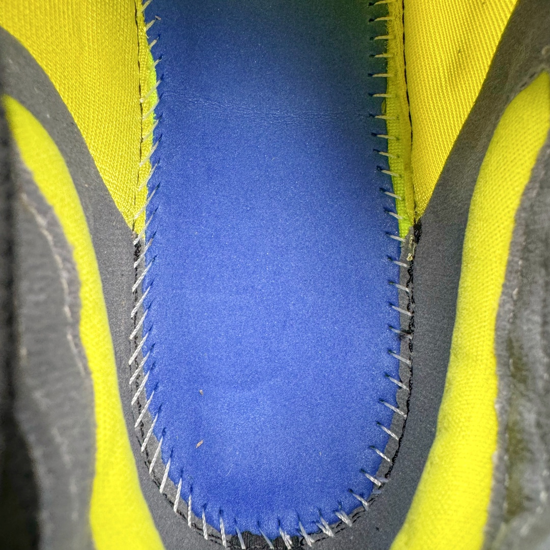 图片[10]-＃TZD特供 Arcteryx Sylan Pro 始祖鸟系列长距离越野登山徒步户外防水多功能运动跑鞋 台州原厂独家原底面配置 全套原厂生产指令加持 原厂特供Vibram外底 防水弹力尼龙布 外层热压TPU鞋面 随意纵横 内外盒标包装纸鞋带配件均同步公司 完美拉帮中底带钢印 仅服务市场百分之五高端客户 公司一样的东西 放心开冲 外贸 零售 裸鞋 渠道货 随意操作 承诺半个月内开胶直接换新 尺码同步官方：39.5 40 40.5 41 42 42.5 43 44 44.5 45-选品中心