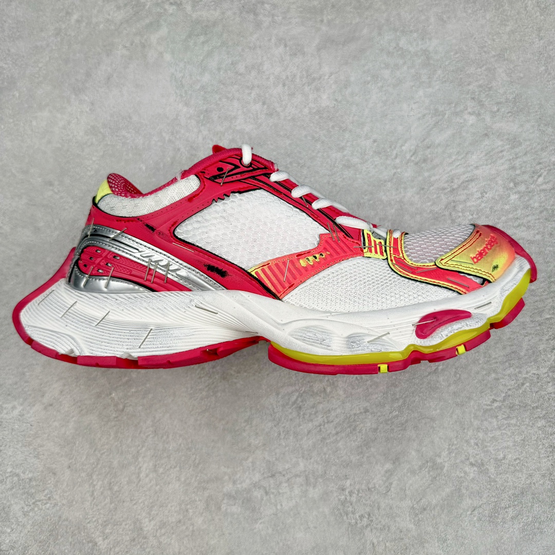 ＃纯原 BALENCIAGA Stapler Sneakers 巴黎世家订书机鞋网布系带低帮走秀复古老爹鞋 圈内最强巴黎 尺码大小一比一还原Zp 区别其他工厂缩小两个号码 全套原纸板楦头开发 最原汁原味的灵魂版型 全鞋荧光划线卡点 胶水把控整洁度追求极致完美 每一双都是工艺品 多重QC质检 超越公司货的品控标准 实实在在的免检产品 原盒原配 正确字体电绣 粗细、位置、大小正确 侧边TPU 透气孔匹配意产原版 正确分离大底 TPU软底 原版一致大底LOGO 立体感十足 原厂皮料水洗做旧 采购原厂网纱 不含皮革 网布材料和聚氨酯 磨损效果 展现品牌对于新潮事物的热情 这款鞋子拥有巨大尺寸和醒目设计 符合当下”老爹鞋”的趋势 鞋子采用银灰配色 营造出低调而不失华丽的效果 10XL的尺码使它成为市场中最显眼的存在 适合追求个性化的人群 Balenciaga始终站在时尚前沿 此次发布的产品再次体现了他们的创新能力 偏大两码 尺码：35 36 37 38 39 40 41 42 43 44 45 46-选品中心