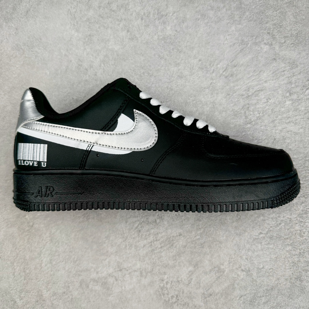 #福利特价 NK Air Force 1´07 Low 空军一号低帮百搭休闲运动板鞋 CW2288-016 柔软、弹性十足的缓震性能和出色的中底设计 横跨复古与现代的外型结合 造就出风靡全球三十多年的Force 1 直到今天还深受青睐 尺码:35.5 36 36.5 37.5 38 38.5 39 40 40.5 41 42 42.5 43 44 44.5 45-选品中心