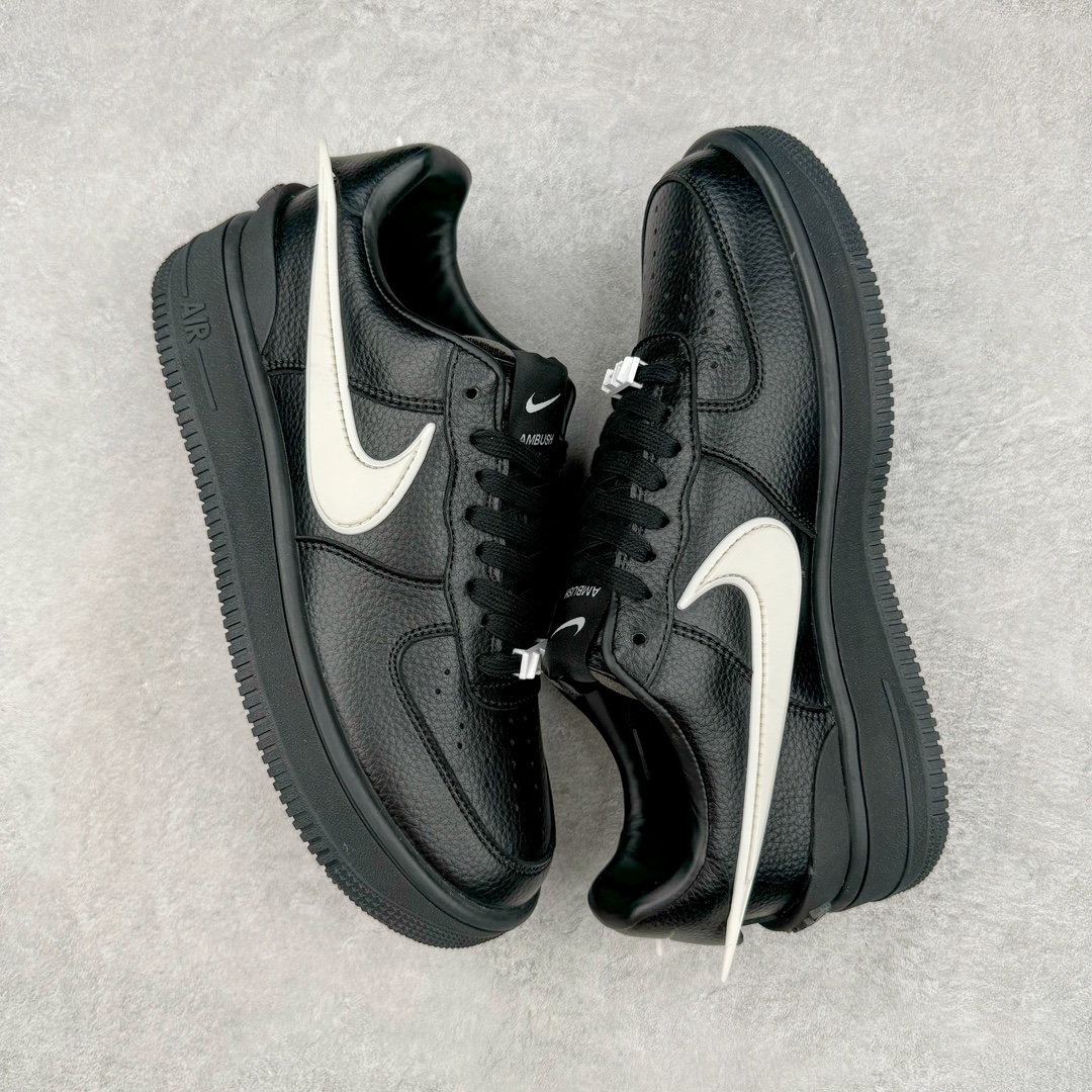 ＃福利特价‼️
AMBUSH x NK Air Force 1 Low 空军一号低帮运动板鞋 联名大钩黑