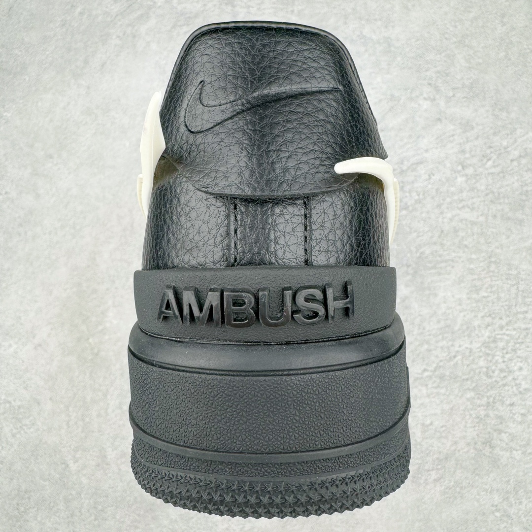 ＃福利特价‼️
AMBUSH x NK Air Force 1 Low 空军一号低帮运动板鞋 联名大钩黑