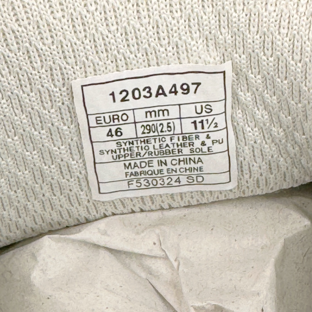 图片[13]-＃Lw纯原 ASICS Gel-Kahana TR V4 亚瑟士机能户外风系列低帮轻量缓震休闲运动跑步鞋 身处城市的喧嚣，内心的想象却永不停歇，Z世代处于现实的繁忙中始终想象着生活的另一种可能和对未知的展望。想象并非背离现实，而是对自我最真实的期待。为鼓励新世代青年唤起对自我的正向的想象，并展开积极的行动，ASICS亚瑟士于2024释出全新主题——唤想自定义。率先推出鞋款GEL-KAHANA TR V4，将出色的城市潮流与户外机能融为一体，实现无界想象与唤回真实自我的完美连结。于城市绽放姿态，唤想自定义。GEL-KAHANA TR V4融合了极具户外型格的设计细节。鞋款大底与中底采用了AHAR耐磨橡胶与GEL缓震胶技术，拥有良好的抓地力与舒适的穿着体验。鞋底所使用的一体化TPU稳定片，为更好地贴合GEL-KAHANA TR V4而全新开模再造，能有效防止脚部过度扭转与侧翻，在提供优秀稳定性的同时，进一步增强了鞋款的机能设计美学。快速系带系统在方便穿戴的同时，为户外运动提供了更优的防护。 GEL-KAHANA TR V4为日常穿着提供稳定、舒适的支撑，鼓励每个人在城市空间中的大胆探索，追寻无拘束的旷野之梦。尺码：36 37 37.5 38 39 39.5 40.5 41.5 42 42.5 43.5 44 44.5 45 46-选品中心