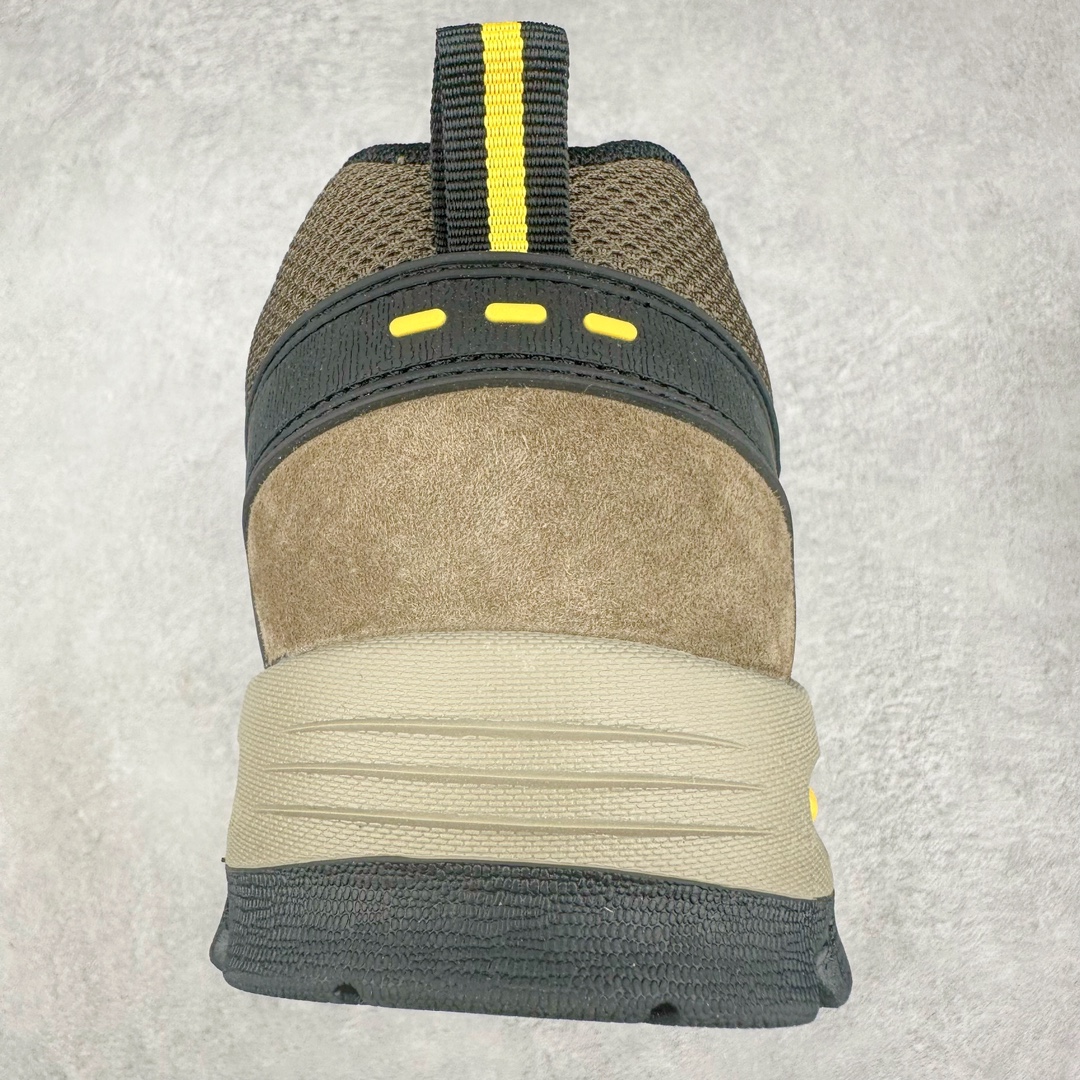 图片[8]-The North Face 北面 乐斯菲斯户外运动休闲登山鞋越野徒步鞋 广东大厂品质 面料采用进口磨砂牛皮 鞋底采用Vibram黄金大底 专门为鞋底设计的橡胶以出色的耐磨性 良好的防滑性或得不少户外运动爱好者的喜欢 专业户外登山品牌（北面）The North Face自1966年创立，由两位热爱登山徒步的年轻登山者于美西旧金山开创，不断透过研发与创新，并且将最先进的技术结合在服装与鞋款设计，生产多种外型帅气且专业能力非常强的户外运动装备而备受欢迎。尺码：39 40 41 42 43 44 （皮鞋码）-选品中心