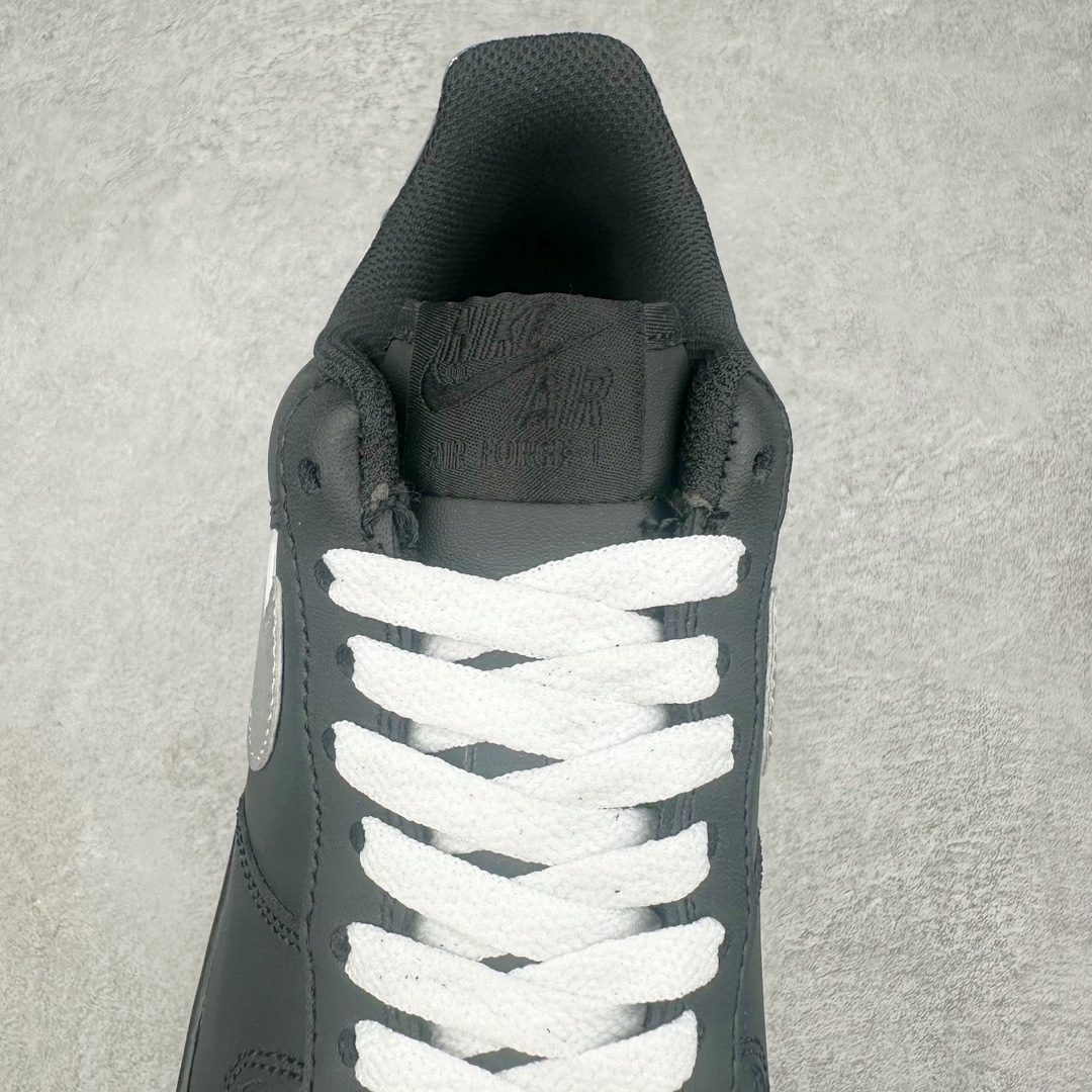 图片[5]-＃福利特价 NK Air Force 1´07 Low 空军一号低帮百搭休闲运动板鞋 CW2288-016 柔软、弹性十足的缓震性能和出色的中底设计 横跨复古与现代的外型结合 造就出风靡全球三十多年的Force 1 直到今天还深受青睐 尺码：35.5 36 36.5 37.5 38 38.5 39 40 40.5 41 42 42.5 43 44 44.5 45-选品中心