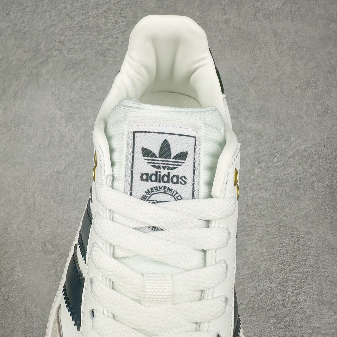 图片[5]-AD Samba XLG 桑巴舞加大厚底版系列德训风百搭松糕休闲运动板鞋生胶底 JH9226 自Originals Samba成功借势Blokecore风潮一跃成为街头巷尾的焦点鞋款后,不论是围绕Samba本身打造的各式「变种版本」,还是以Samba为蓝本打造联名鞋款,都成为了时尚潮流人士日常穿搭首选。Samba XLG是adidas Originals不断扩展XLG系列的一部分,旨在与年轻文化相契合,迎合那些希望通过个性时尚表达自我而不愿牺牲舒适度的年轻群体。街头时尚领域的Gen Z特别偏爱宽松的穿着风格。Samba XLG针对这一点做了创新。它在延续Samba OG经典设计的基础上,迎合年轻群体的穿着习惯,重塑为宽大的鞋身比例轮廓以及加厚中底,让消费者轻松展示自己独特的风格。全新的Samba XLG系列不仅迎合了当下年轻群体的穿搭习惯,加宽了鞋身比例以及将中底进一步增厚,在视觉比例上更加饱满,同时还保留了经典Samba的细节,这样一来,鞋迷朋友在穿搭上不仅能更加个性化,而且还能延续一定的复古感受。尺码：36 36⅔ 37⅓ 38 38⅔ 39⅓ 40 40⅔ 41⅓ 42 42⅔ 43⅓ 44 45-选品中心