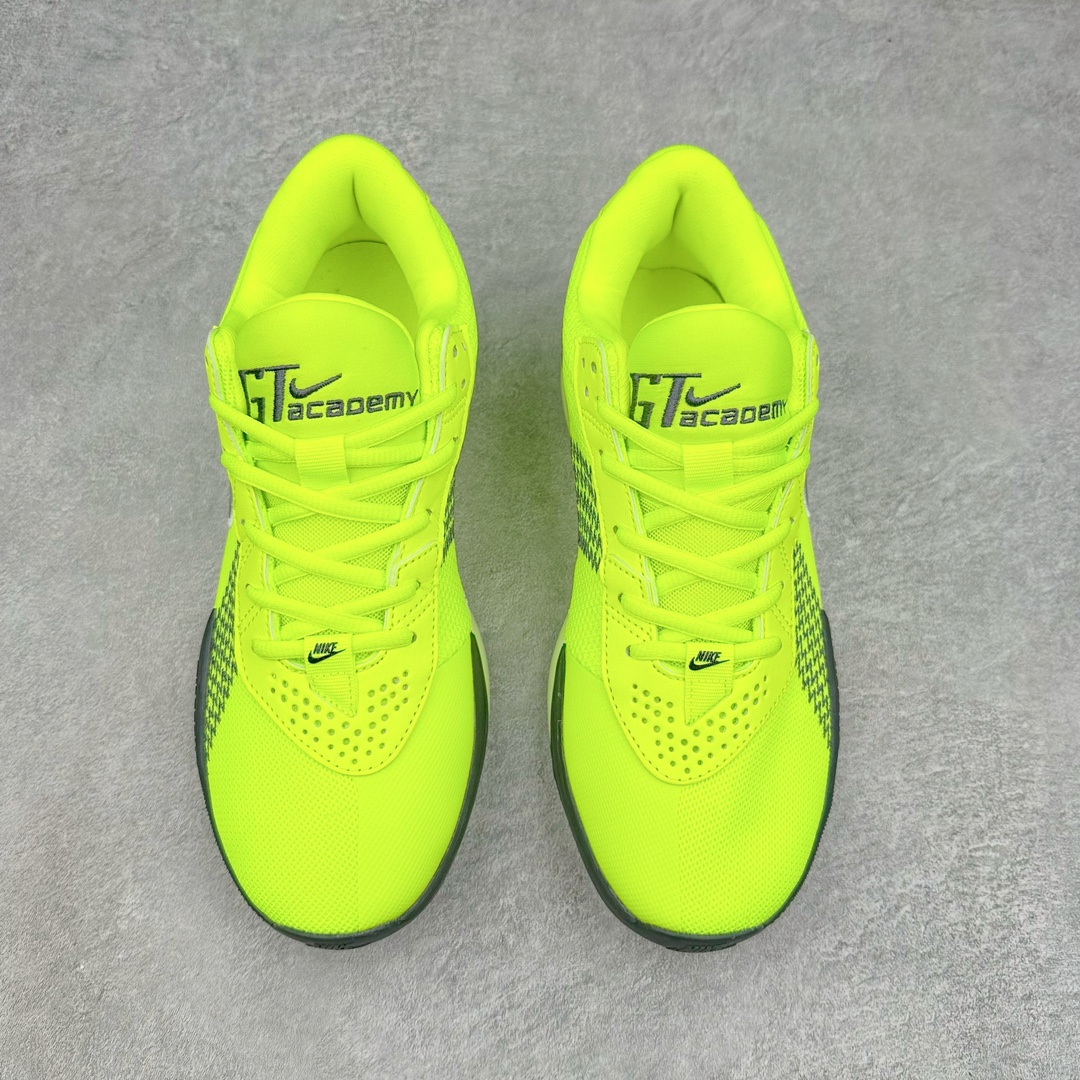 图片[2]-NK Air Zoom G.T. Cut Academy EP GT男/女篮球鞋 FB2598-700 NK首度推出G.T. Cut 系列的平价款式G.T. Cut Academy，外型维持一贯的流线型设计。不同价格的款式，让不同需求的球友也能入手适合自己的球鞋。足底出色抓地设计，助你瞬息急停，随意变速，轻松摆脱对手，驰骋赛场。匠心底纹从后跟延伸至鞋头，铸就急起急停的强劲抓地表现，助力实现侧向突破和快速移步。鞋款采用出众回弹设计，为切入、转向和移步篮筐提供出色的能量回馈。回弹性能带来弹力充沛的迈步体验，让你爆发疾速。前足搭载 Zoom Air 缓震配置，助你在赛事升温之际迅猛出击。足底缓震配置带来舒适比赛体验。中底搭载厚实泡绵，营造非凡舒适的支撑感受。该鞋款可轻松驾驭坚硬地面，助力鏖战。尺码：36 36.5 37.5 38 38.5 39 40 40.5 41 42 42.5 43 44 44.5 45 46-选品中心